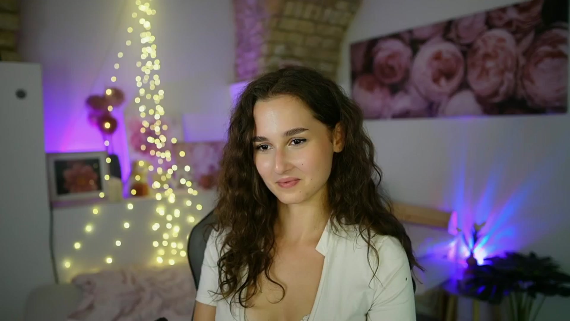 Gallery image thumbnail from Anita_Grey_'s myfreecams stream on, 09/04/2025, 20:51 image 2 of 20