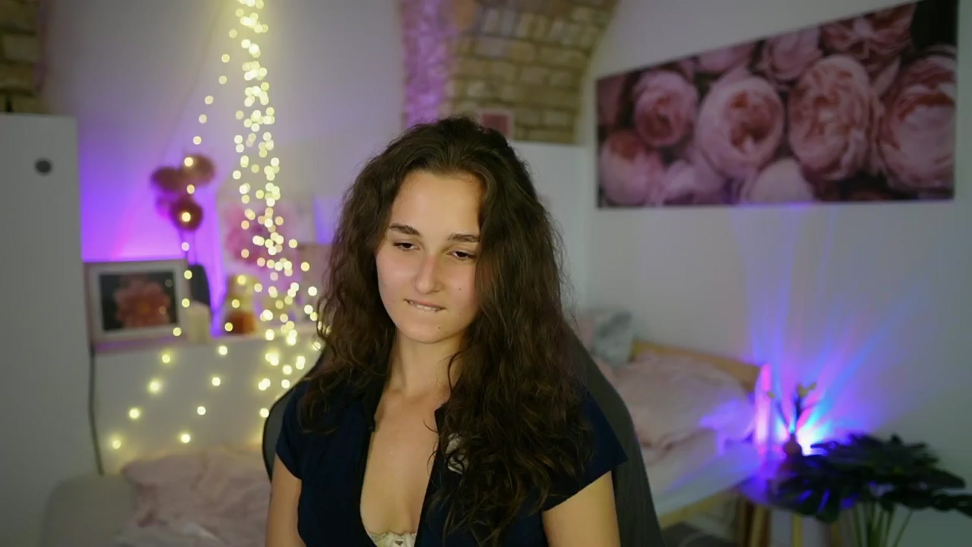 Gallery image thumbnail from Anita_Grey_'s myfreecams stream on, 09/05/2025, 20:42 image 8 of 20