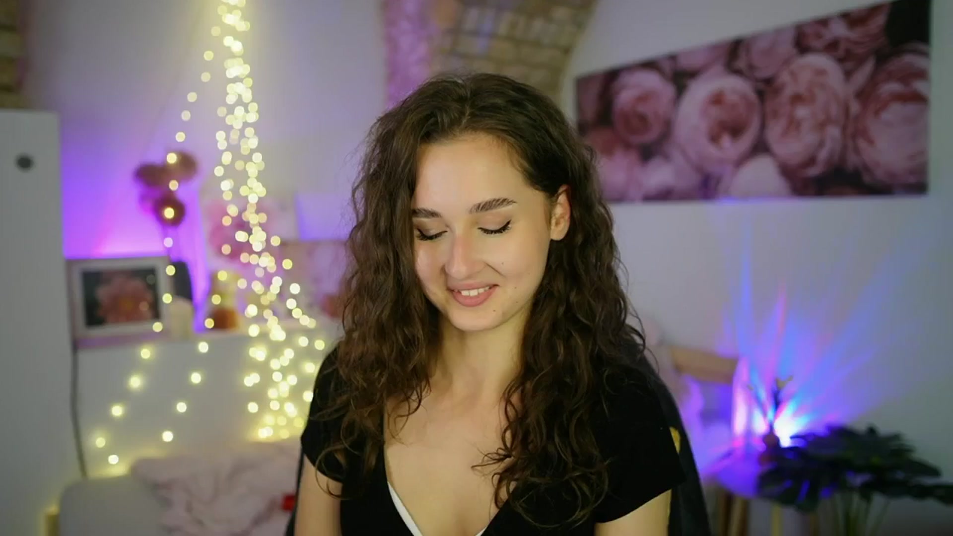 Gallery image thumbnail from Anita_Grey_'s myfreecams stream on, 09/06/2025, 19:22 image 20 of 20