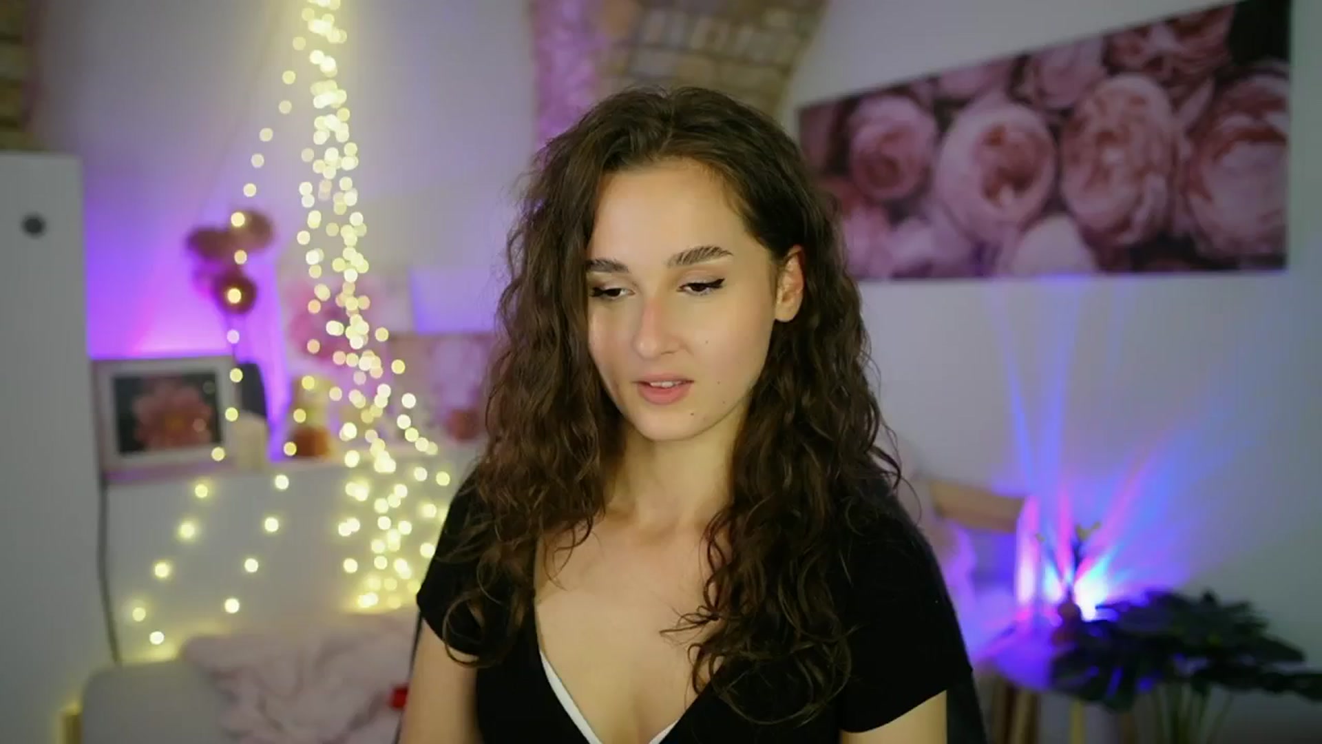 Gallery image thumbnail from Anita_Grey_'s myfreecams stream on, 09/06/2025, 19:22 image 19 of 20