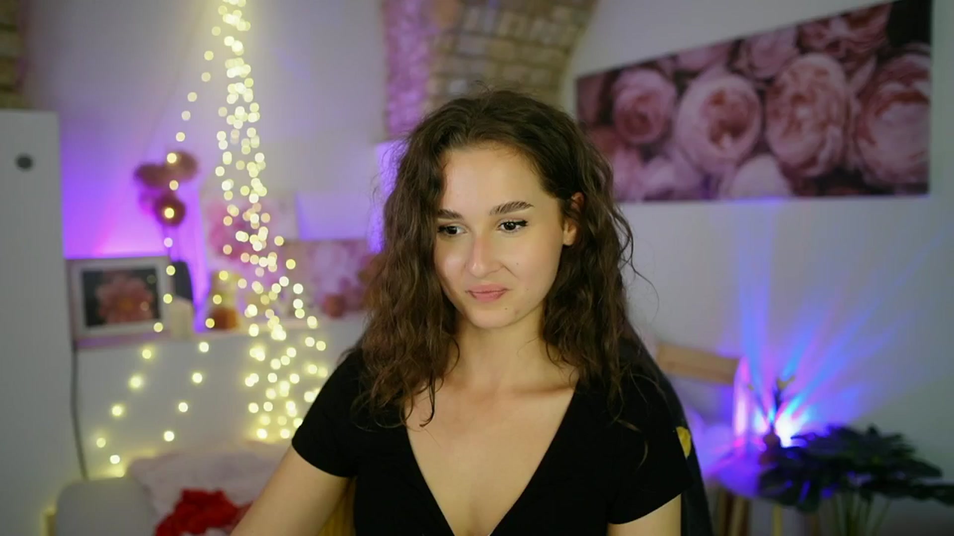 Gallery image thumbnail from Anita_Grey_'s myfreecams stream on, 09/06/2025, 20:13 image 16 of 20