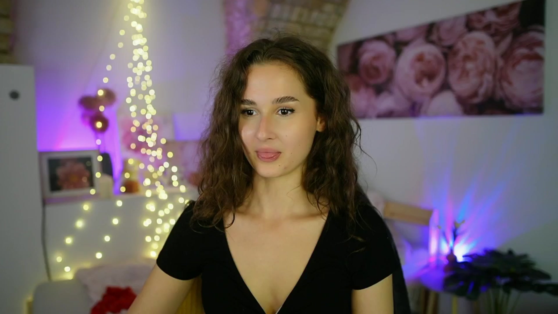Gallery image thumbnail from Anita_Grey_'s myfreecams stream on, 09/06/2025, 20:13 image 7 of 20