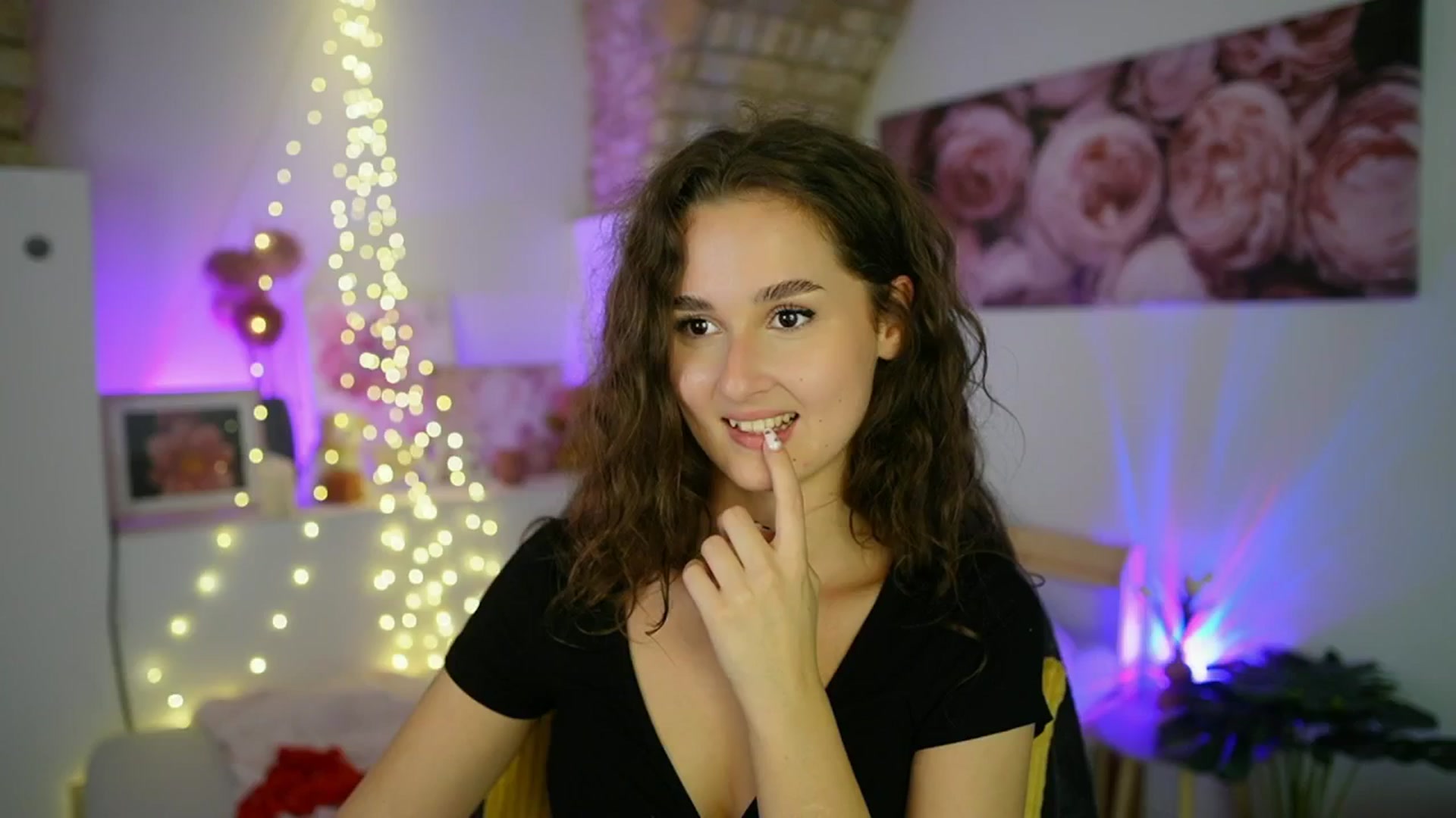 Gallery image thumbnail from Anita_Grey_'s myfreecams stream on, 09/06/2025, 20:13 image 12 of 20