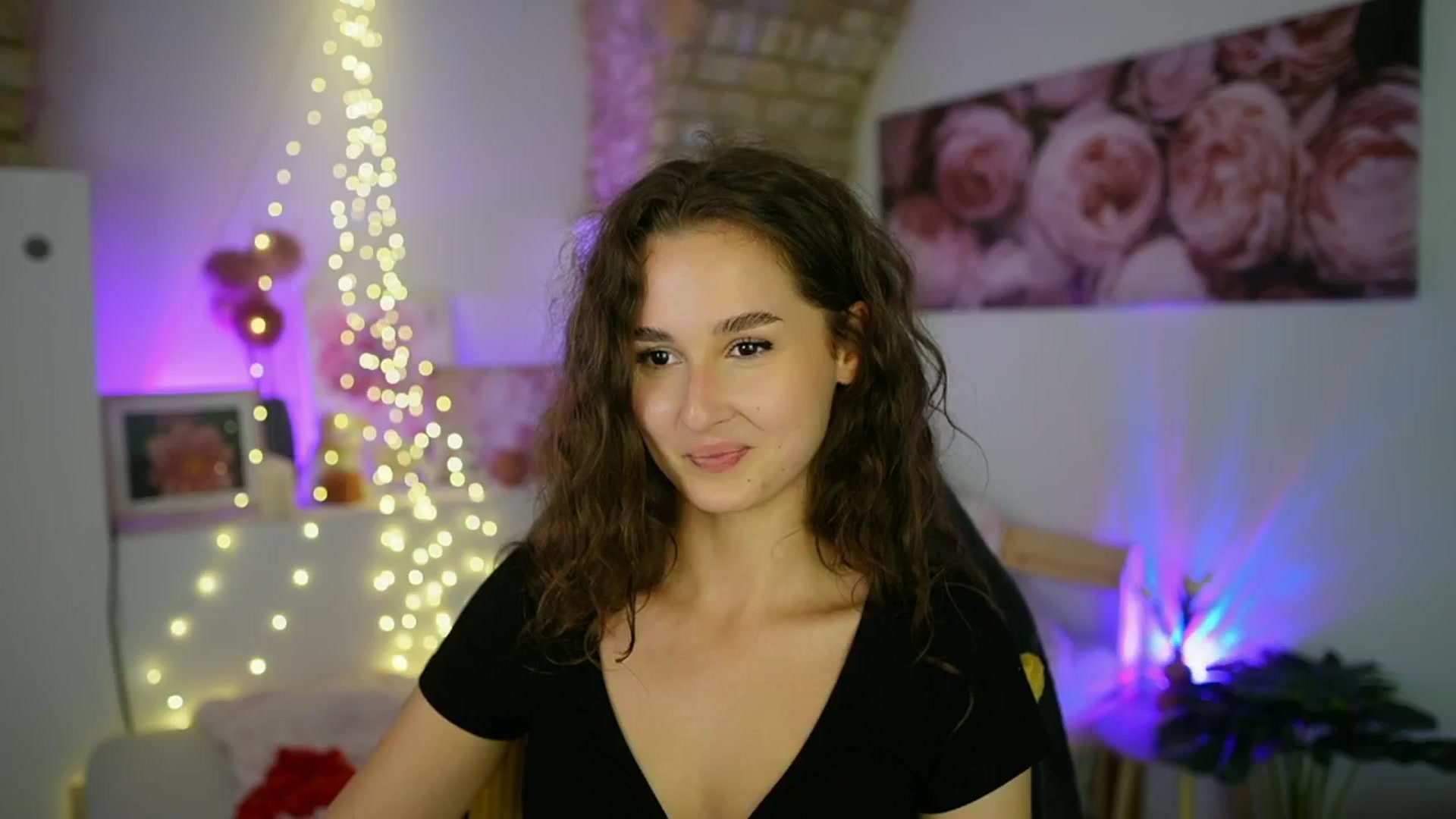 Gallery image thumbnail from Anita_Grey_'s myfreecams stream on, 09/06/2025, 20:13 image 17 of 20