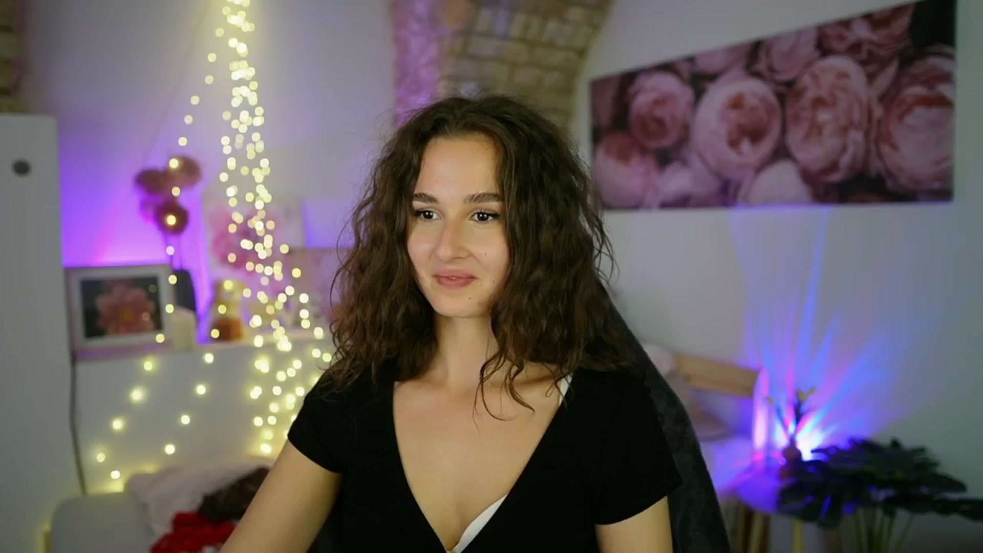 Gallery image thumbnail from Anita_Grey_'s myfreecams stream on, 09/06/2025, 21:18 image 19 of 20
