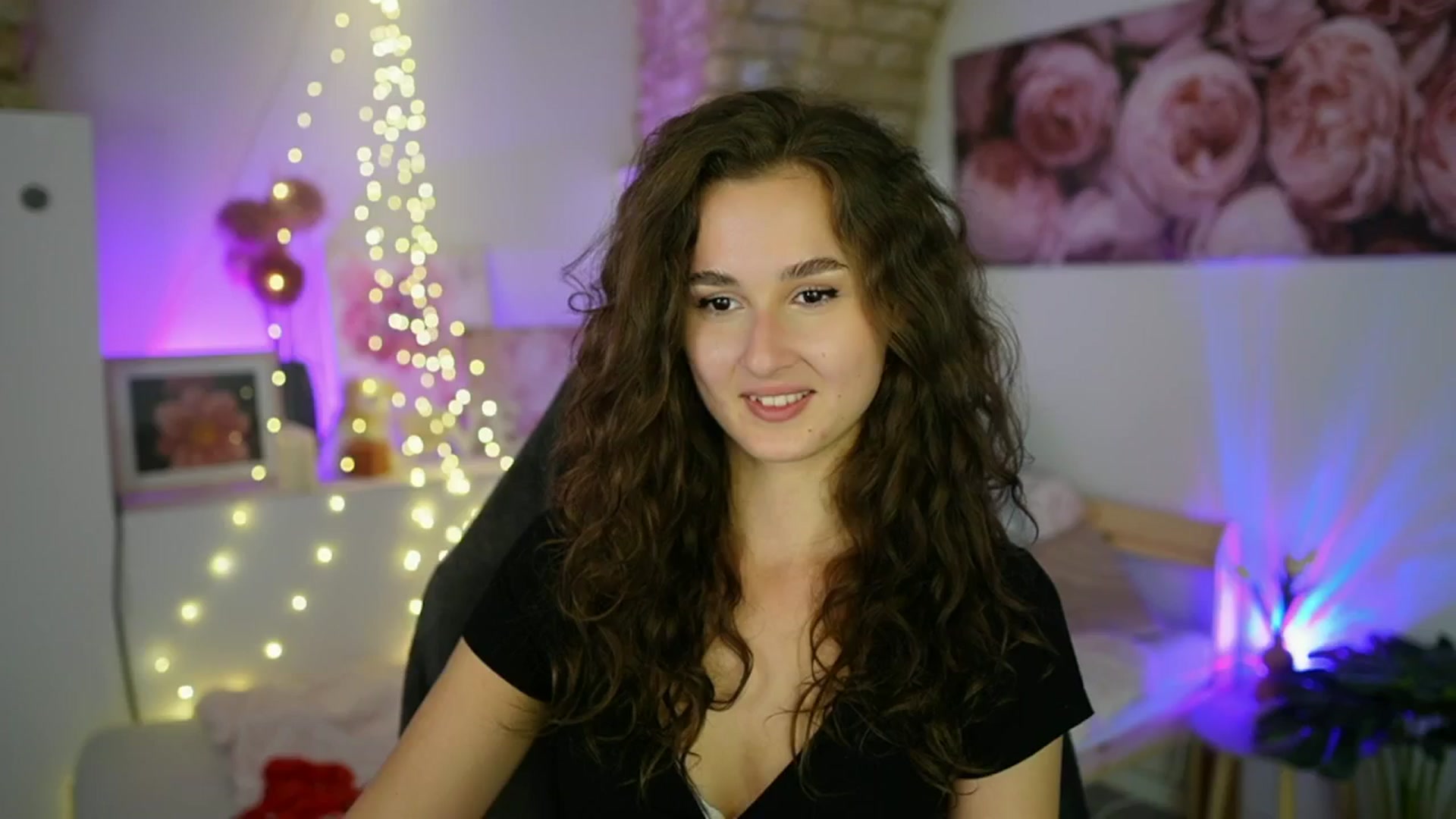 Gallery image thumbnail from Anita_Grey_'s myfreecams stream on, 09/06/2025, 23:15 image 1 of 20