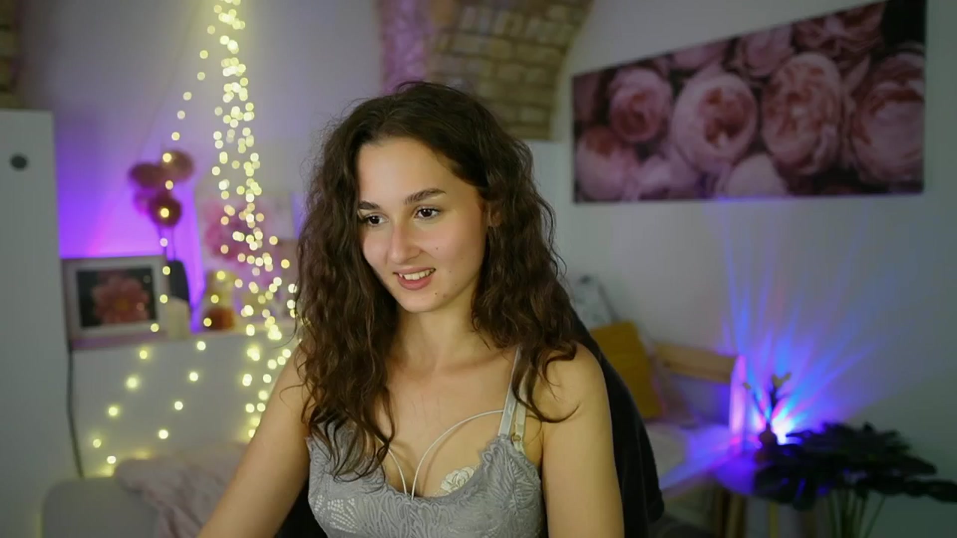 Gallery image thumbnail from Anita_Grey_'s myfreecams stream on, 09/07/2025, 19:50 image 16 of 20