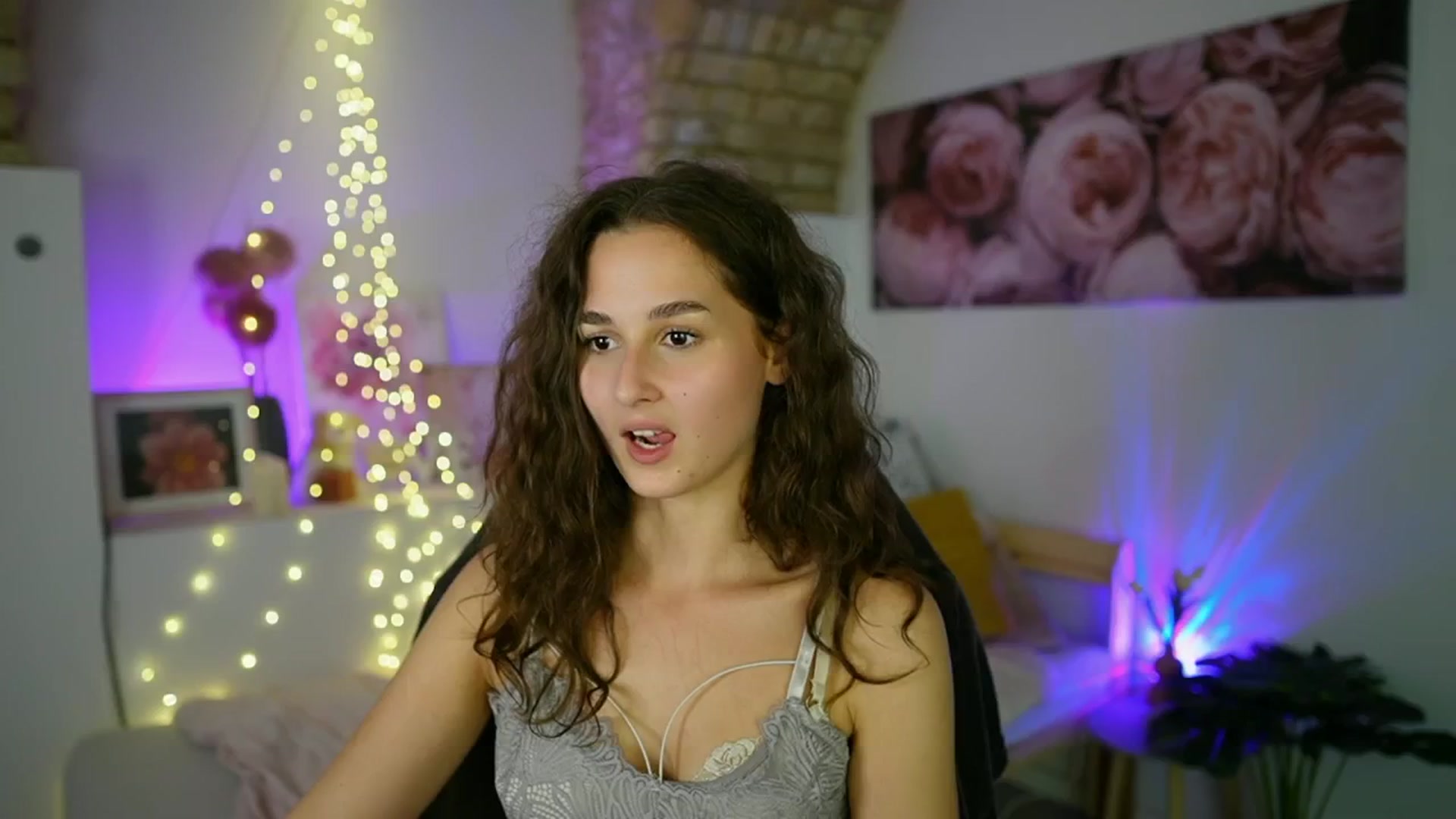 Gallery image thumbnail from Anita_Grey_'s myfreecams stream on, 09/07/2025, 19:50 image 15 of 20