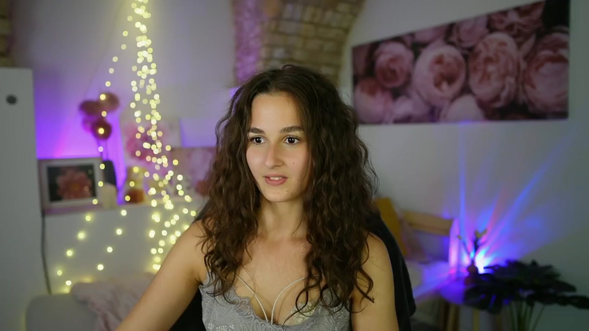 Gallery image thumbnail from Anita_Grey_'s myfreecams stream on, 09/07/2025, 19:50 image 11 of 20