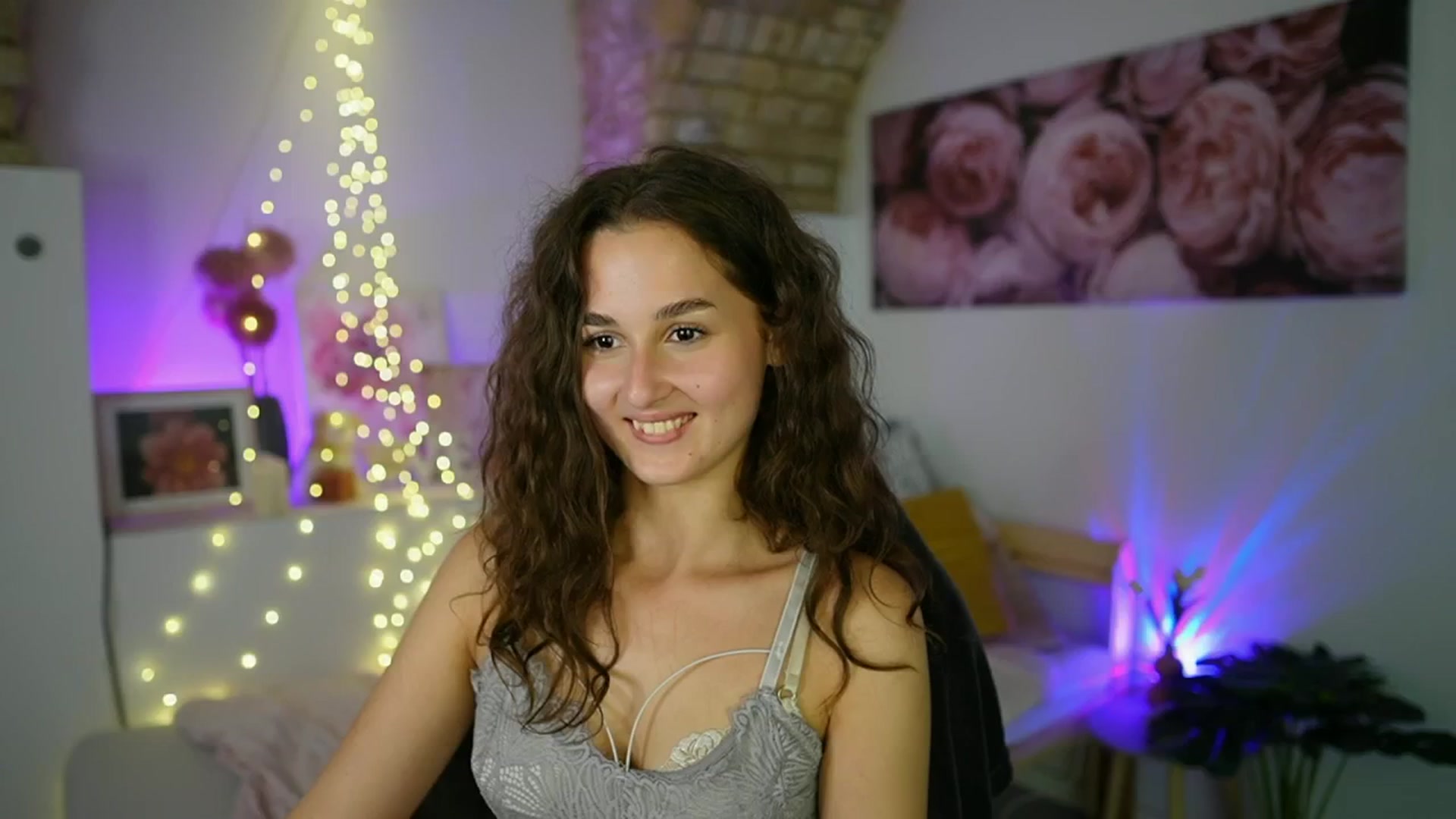 Gallery image thumbnail from Anita_Grey_'s myfreecams stream on, 09/07/2025, 19:50 image 17 of 20
