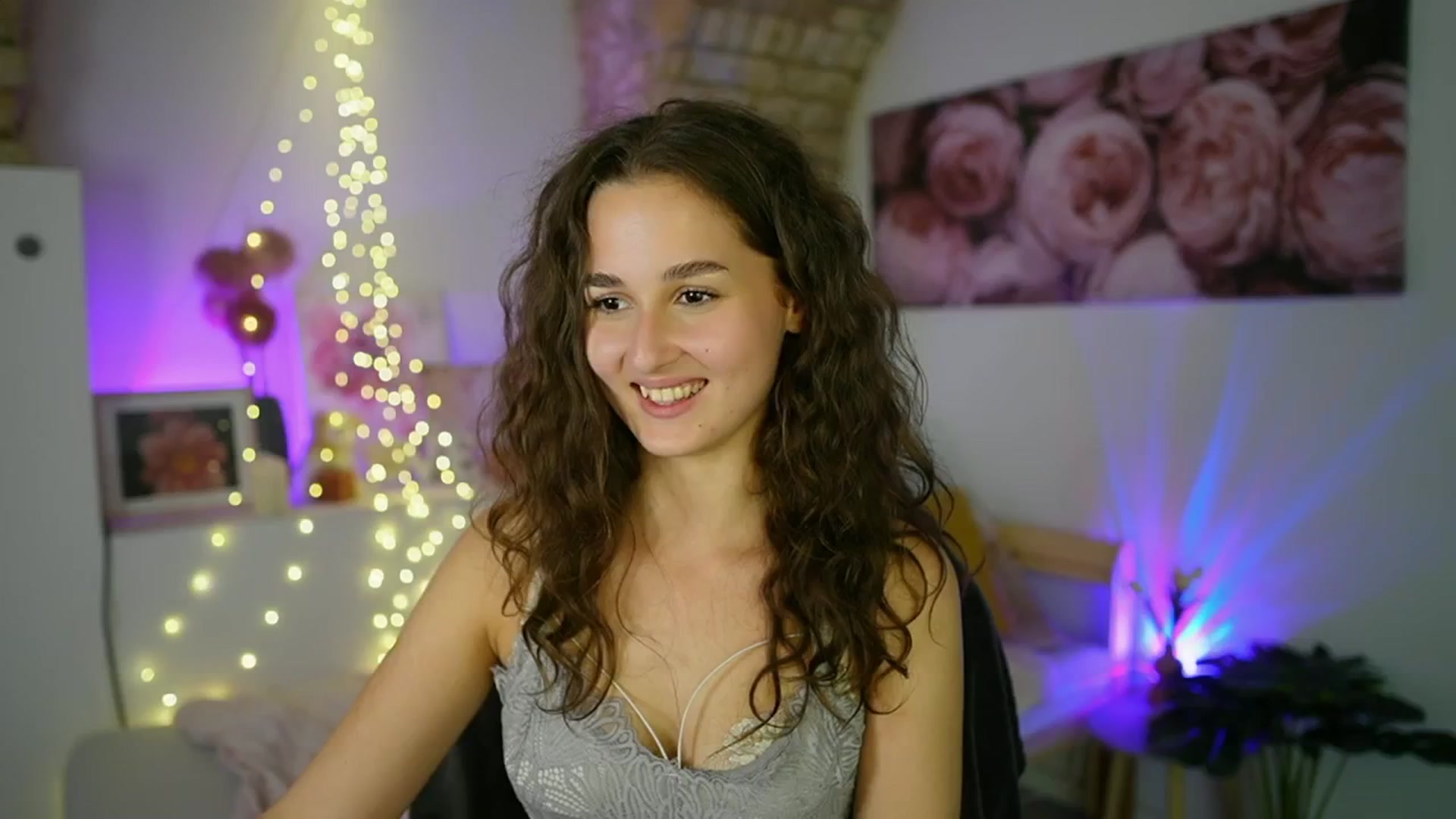 Gallery image thumbnail from Anita_Grey_'s myfreecams stream on, 09/07/2025, 19:50 image 13 of 20