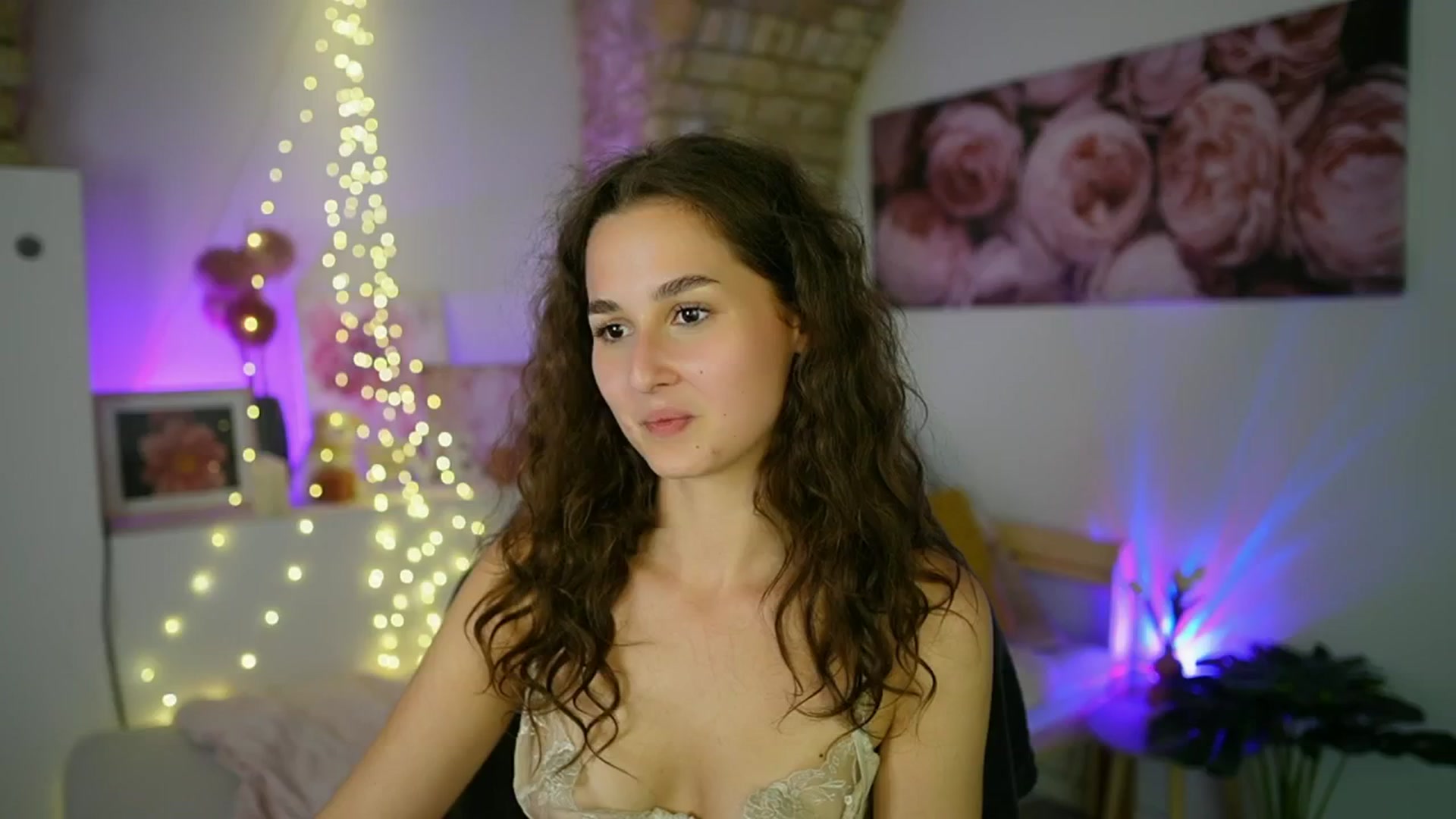 Gallery image thumbnail from Anita_Grey_'s myfreecams stream on, 09/07/2025, 20:12 image 2 of 20