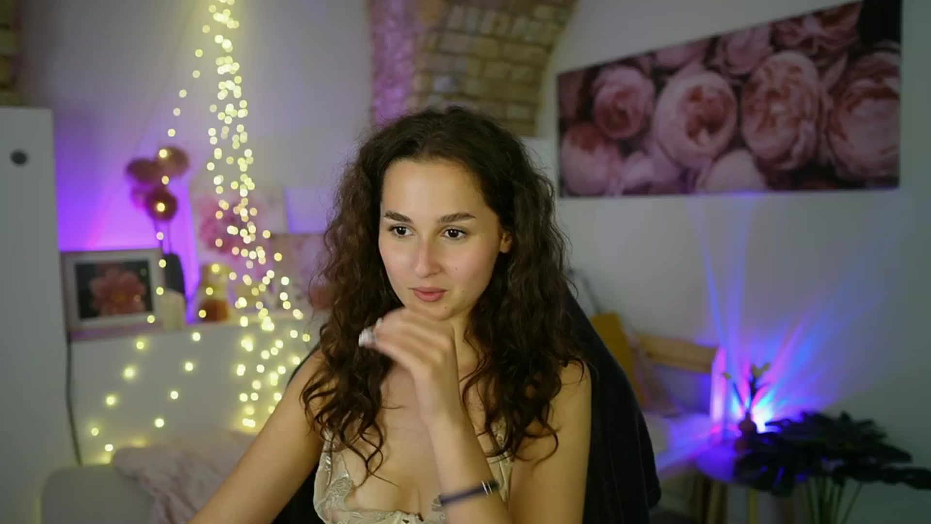 Gallery image thumbnail from Anita_Grey_'s myfreecams stream on, 09/07/2025, 20:12 image 5 of 20
