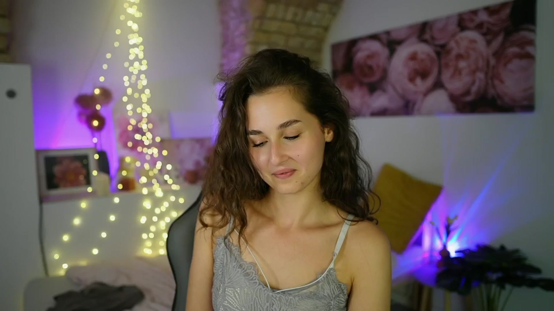 Gallery image thumbnail from Anita_Grey_'s myfreecams stream on, 09/07/2025, 22:34 image 6 of 20