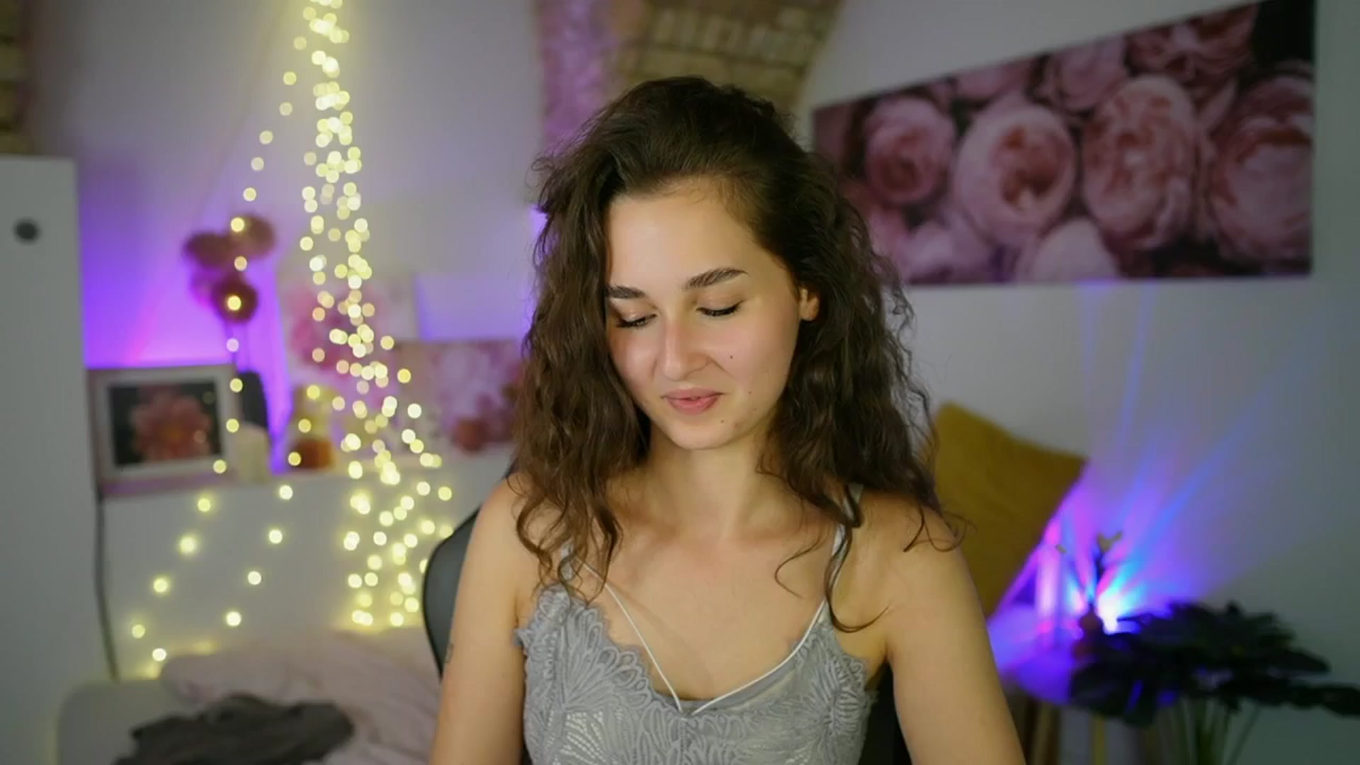 Gallery image thumbnail from Anita_Grey_'s myfreecams stream on, 09/07/2025, 22:34 image 8 of 20