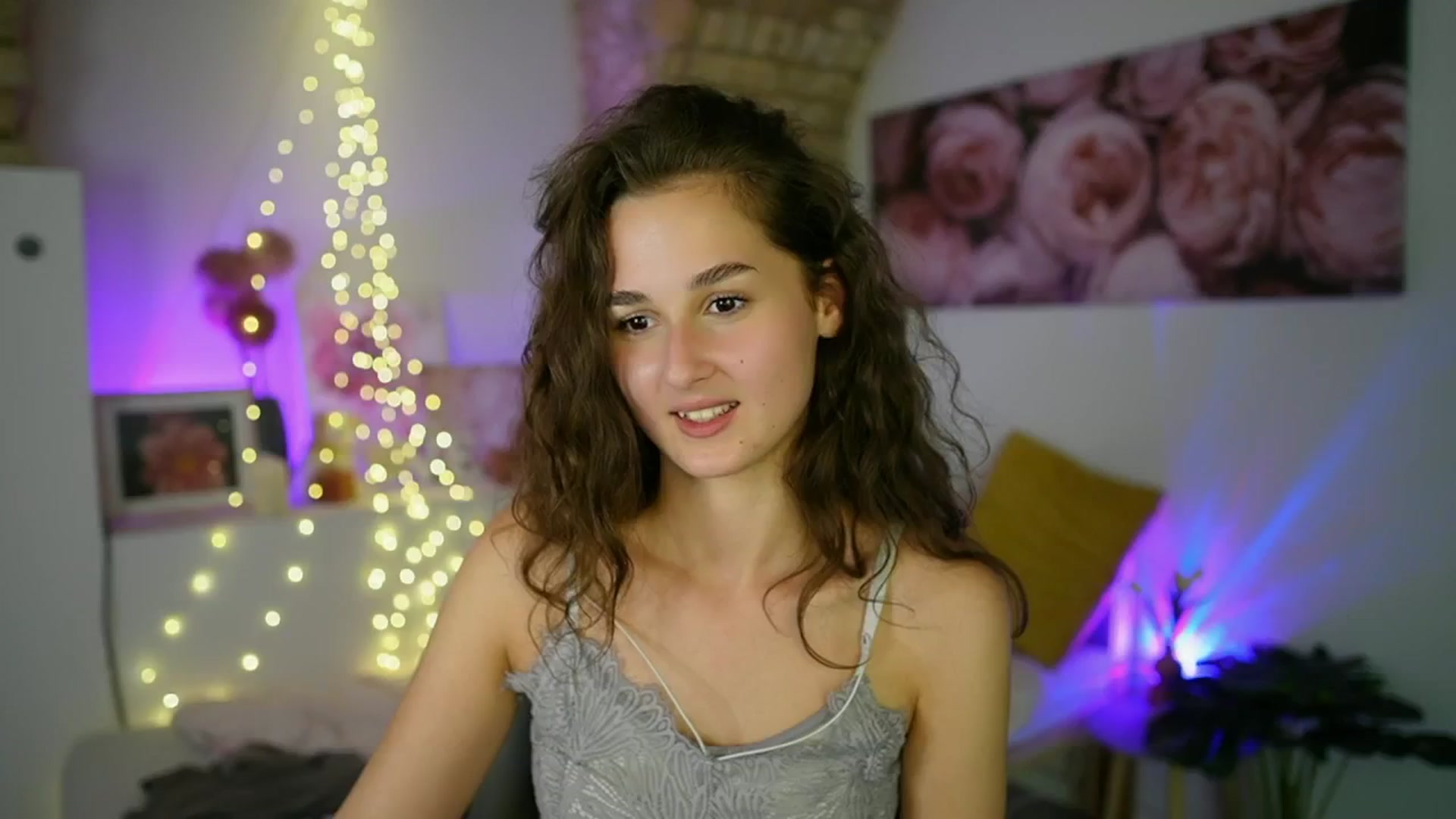 Gallery image thumbnail from Anita_Grey_'s myfreecams stream on, 09/07/2025, 22:34 image 9 of 20