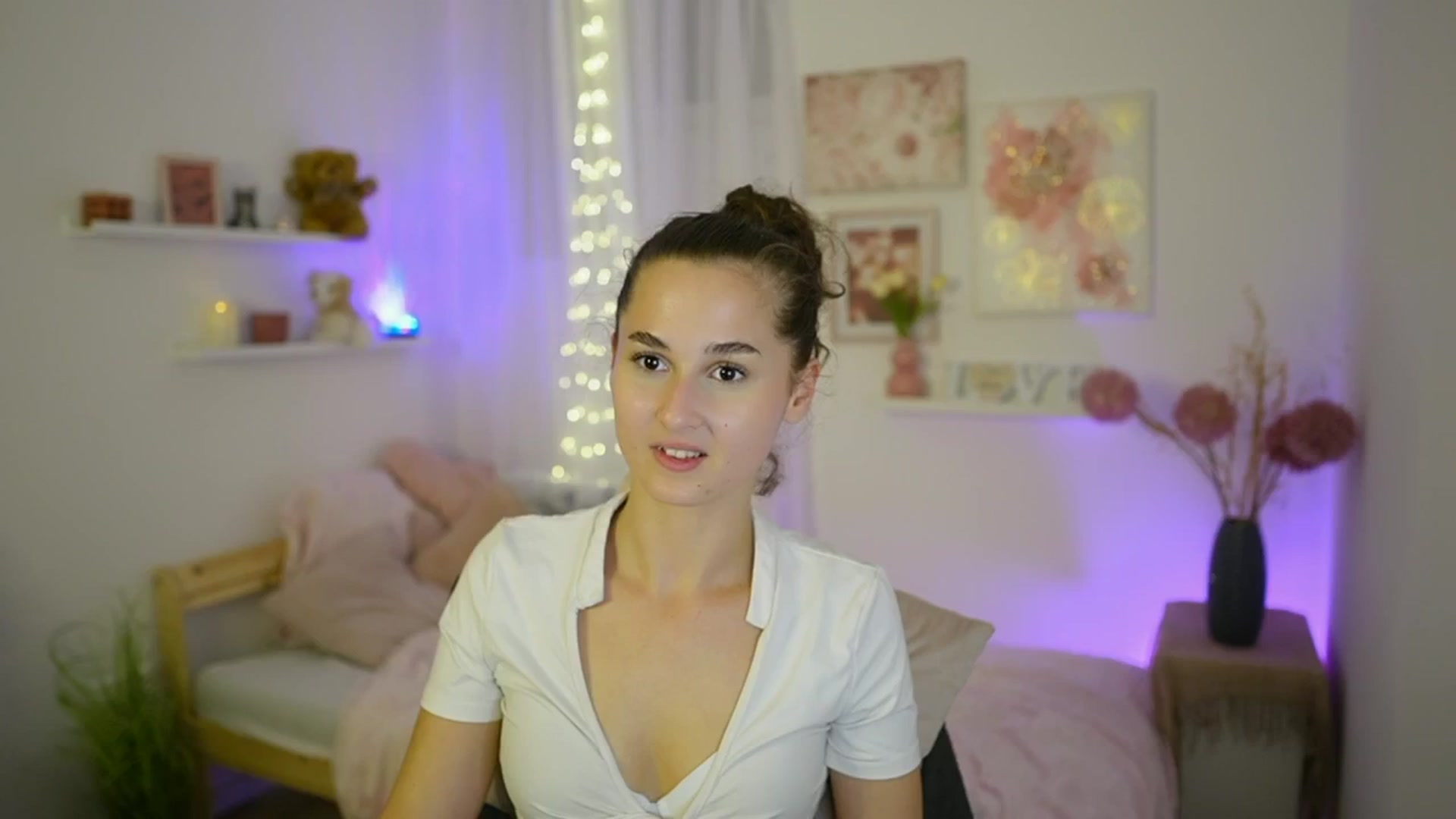 Gallery image thumbnail from Anita_Grey_'s myfreecams stream on, 09/09/2025, 20:41 image 12 of 20
