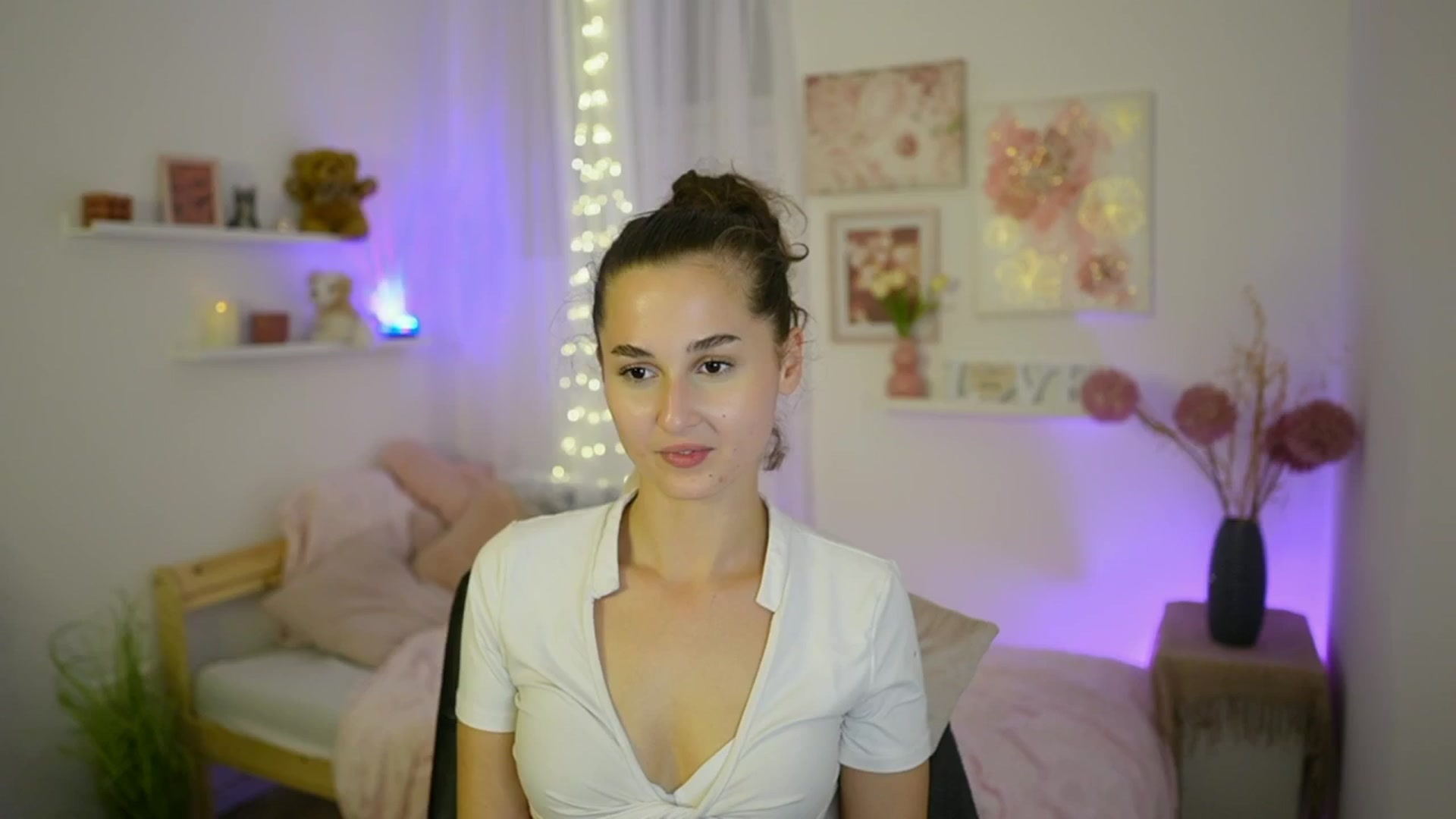 Gallery image thumbnail from Anita_Grey_'s myfreecams stream on, 09/09/2025, 20:41 image 6 of 20