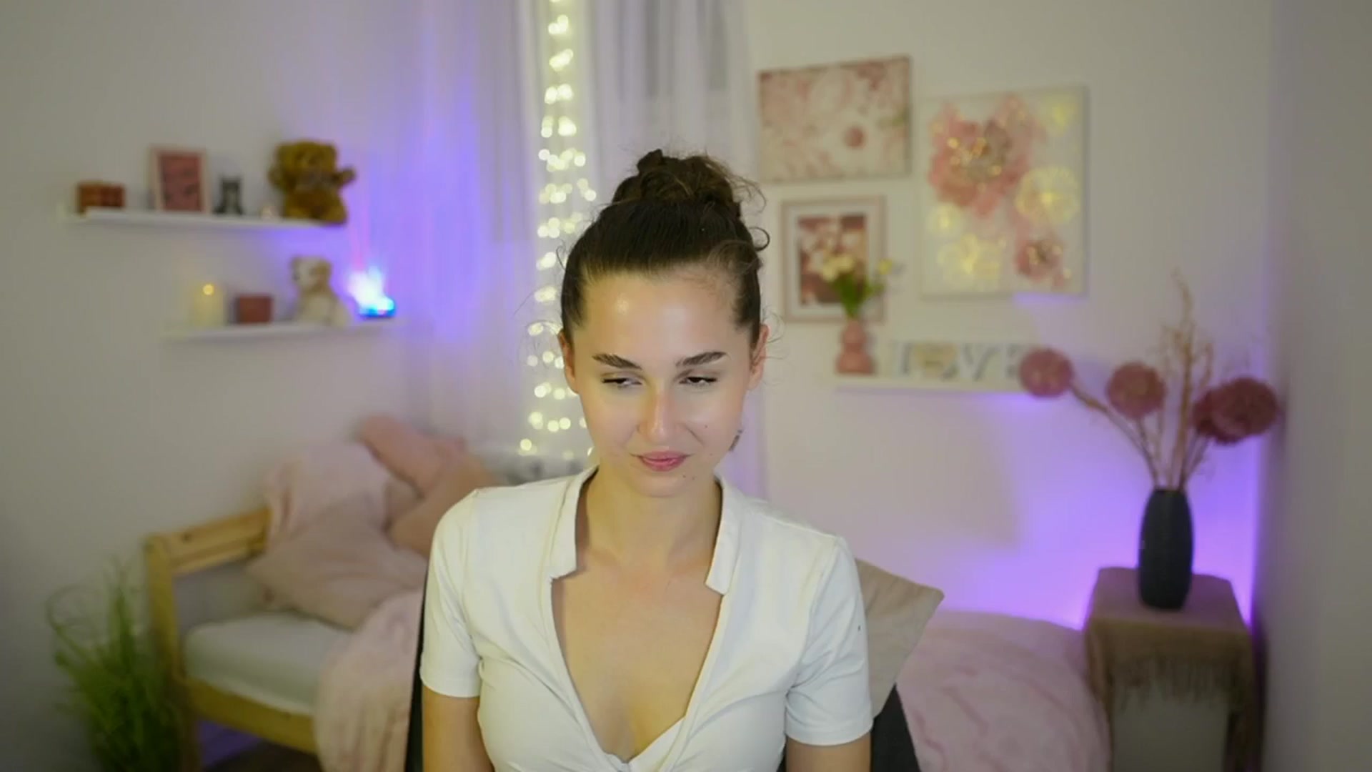 Gallery image thumbnail from Anita_Grey_'s myfreecams stream on, 09/09/2025, 20:41 image 5 of 20