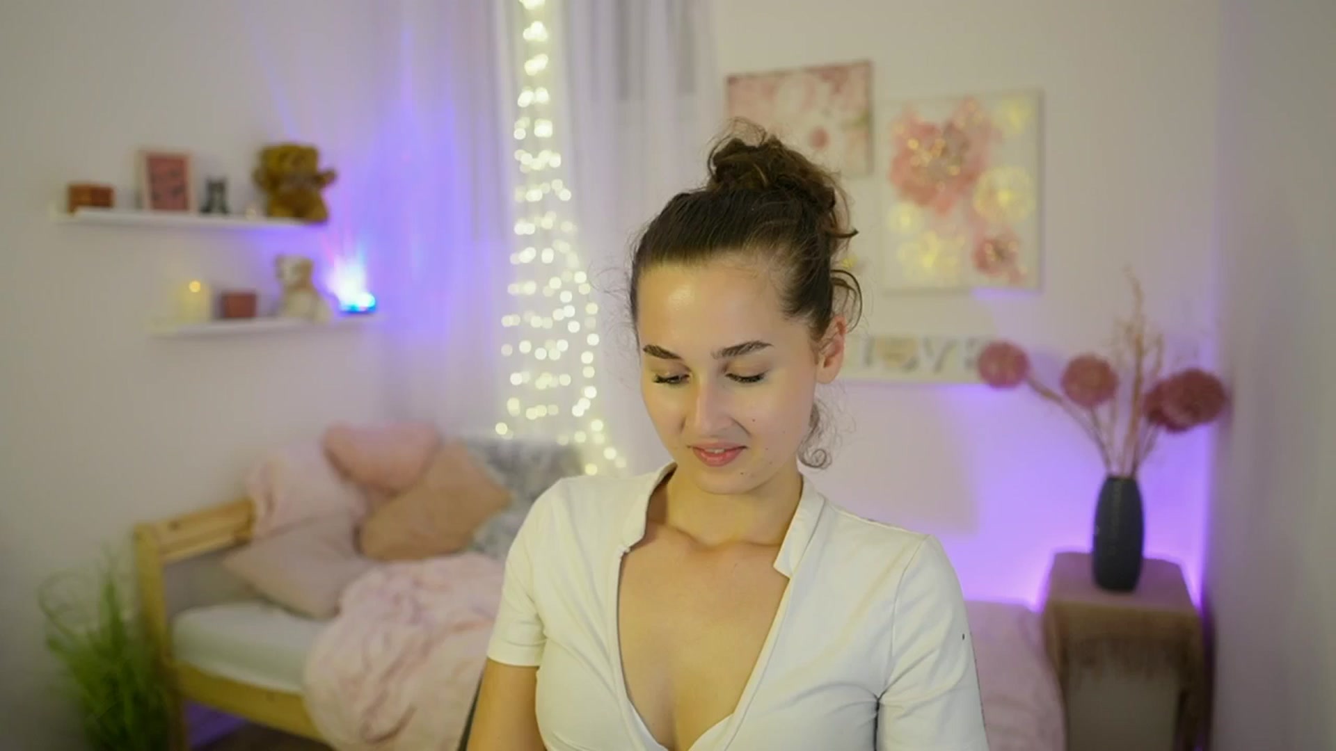 Gallery image thumbnail from Anita_Grey_'s myfreecams stream on, 09/09/2025, 22:55 image 12 of 20