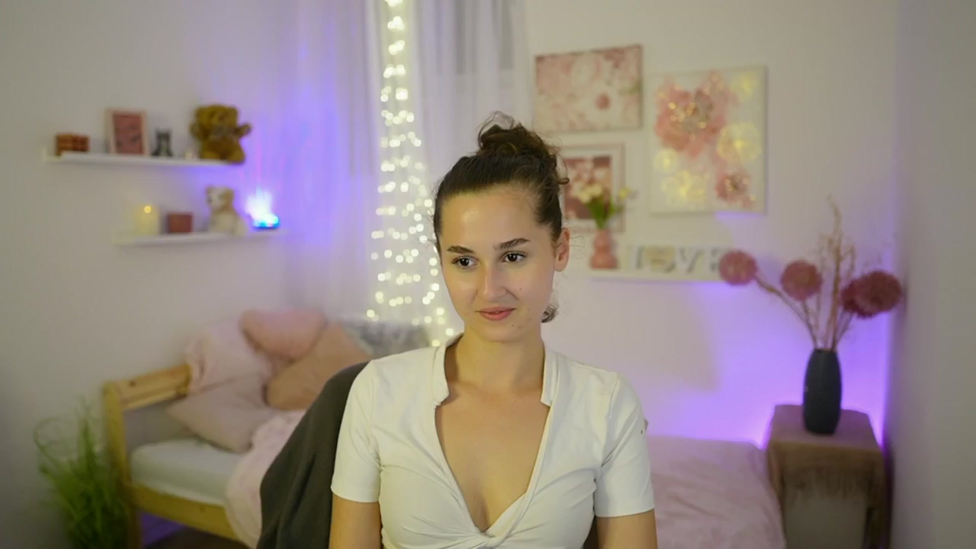 Gallery image thumbnail from Anita_Grey_'s myfreecams stream on, 09/09/2025, 22:55 image 3 of 20
