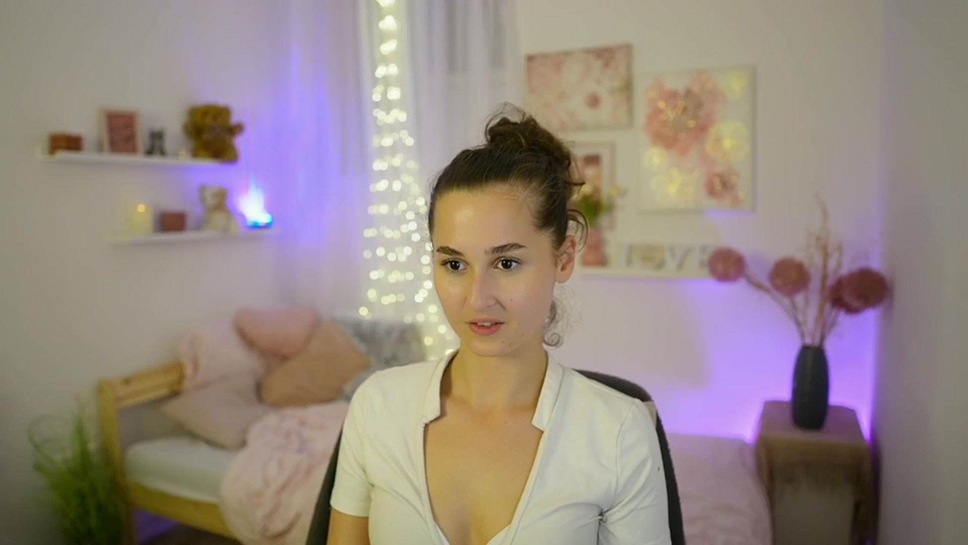 Gallery image thumbnail from Anita_Grey_'s myfreecams stream on, 09/09/2025, 22:55 image 14 of 20