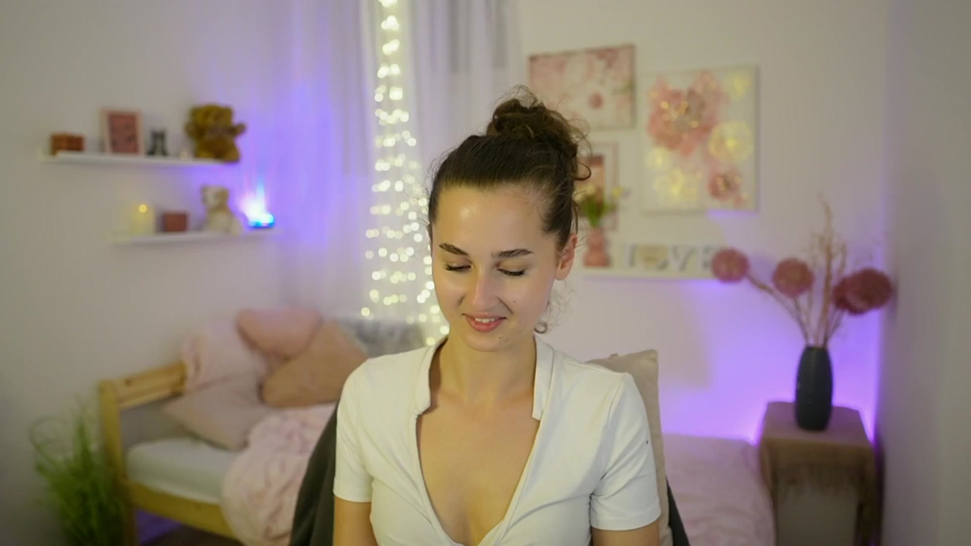 Gallery image thumbnail from Anita_Grey_'s myfreecams stream on, 09/09/2025, 22:55 image 7 of 20