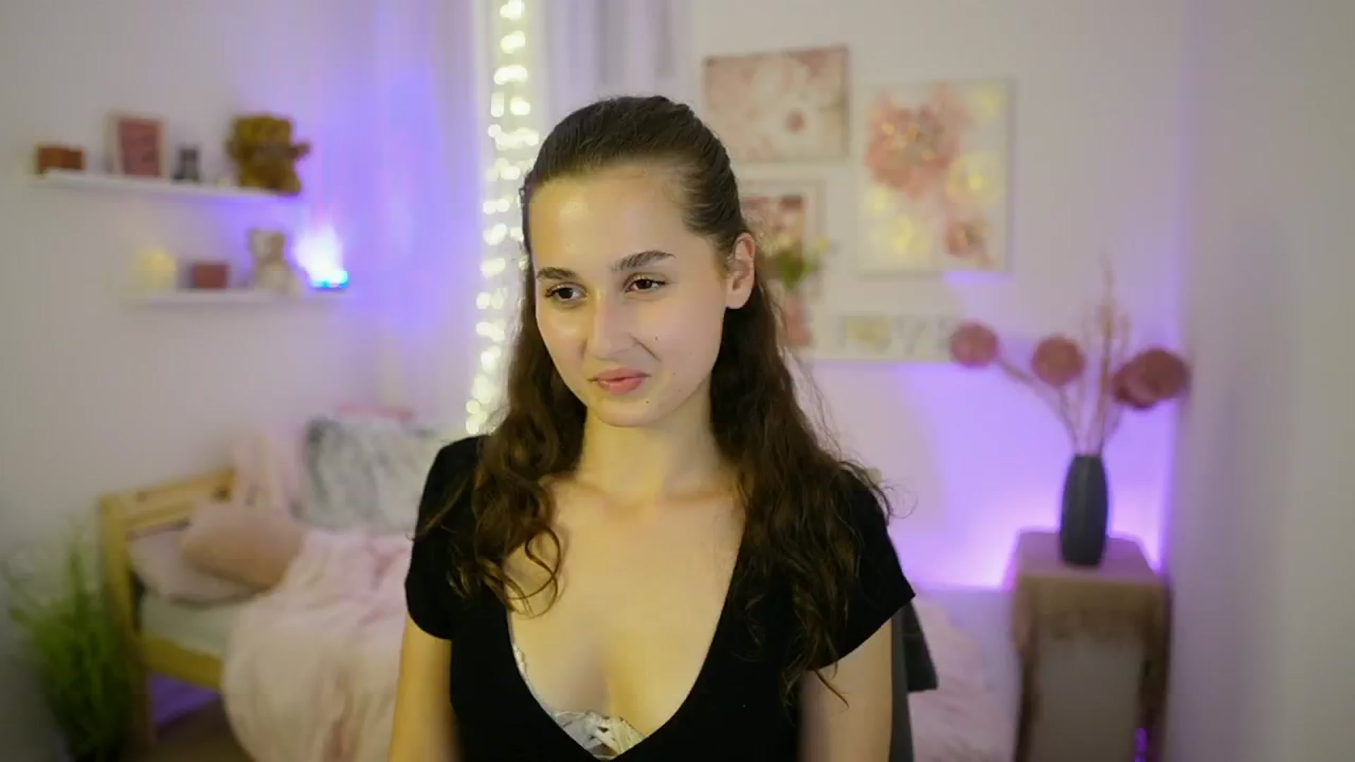 Gallery image thumbnail from Anita_Grey_'s myfreecams stream on, 09/10/2025, 21:56 image 1 of 20