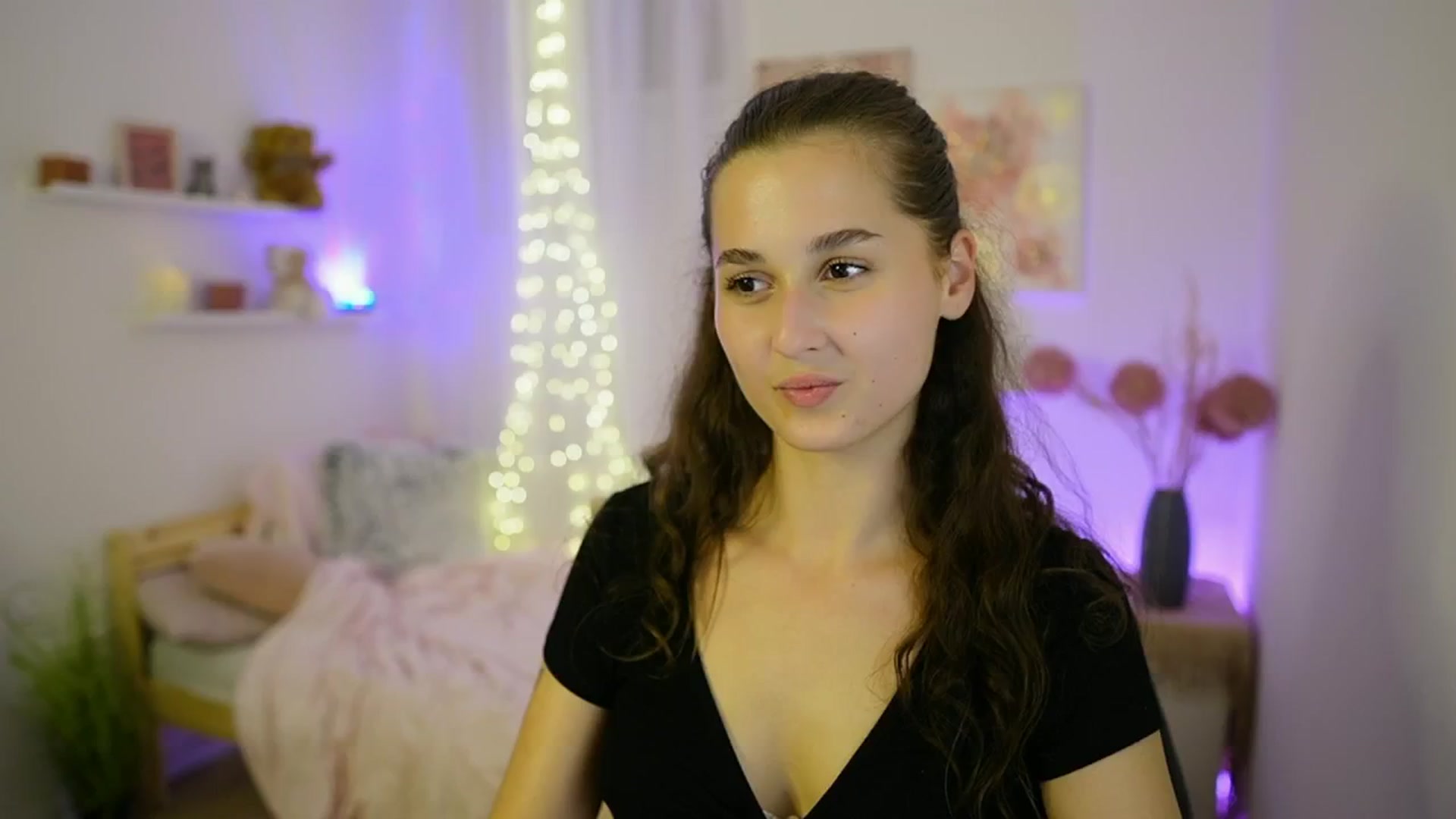 Gallery image thumbnail from Anita_Grey_'s myfreecams stream on, 09/10/2025, 22:42 image 6 of 20