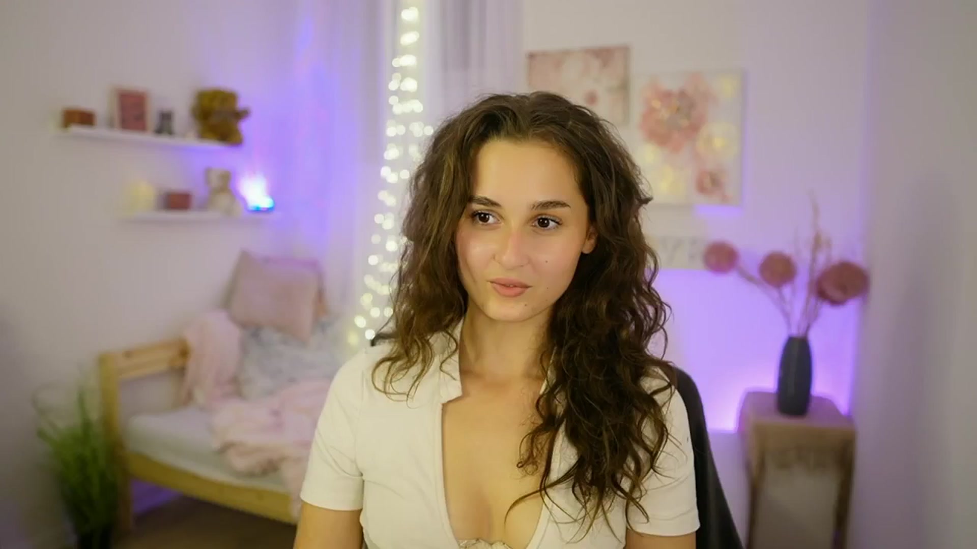 Gallery image thumbnail from Anita_Grey_'s myfreecams stream on, 09/11/2025, 21:21 image 7 of 20