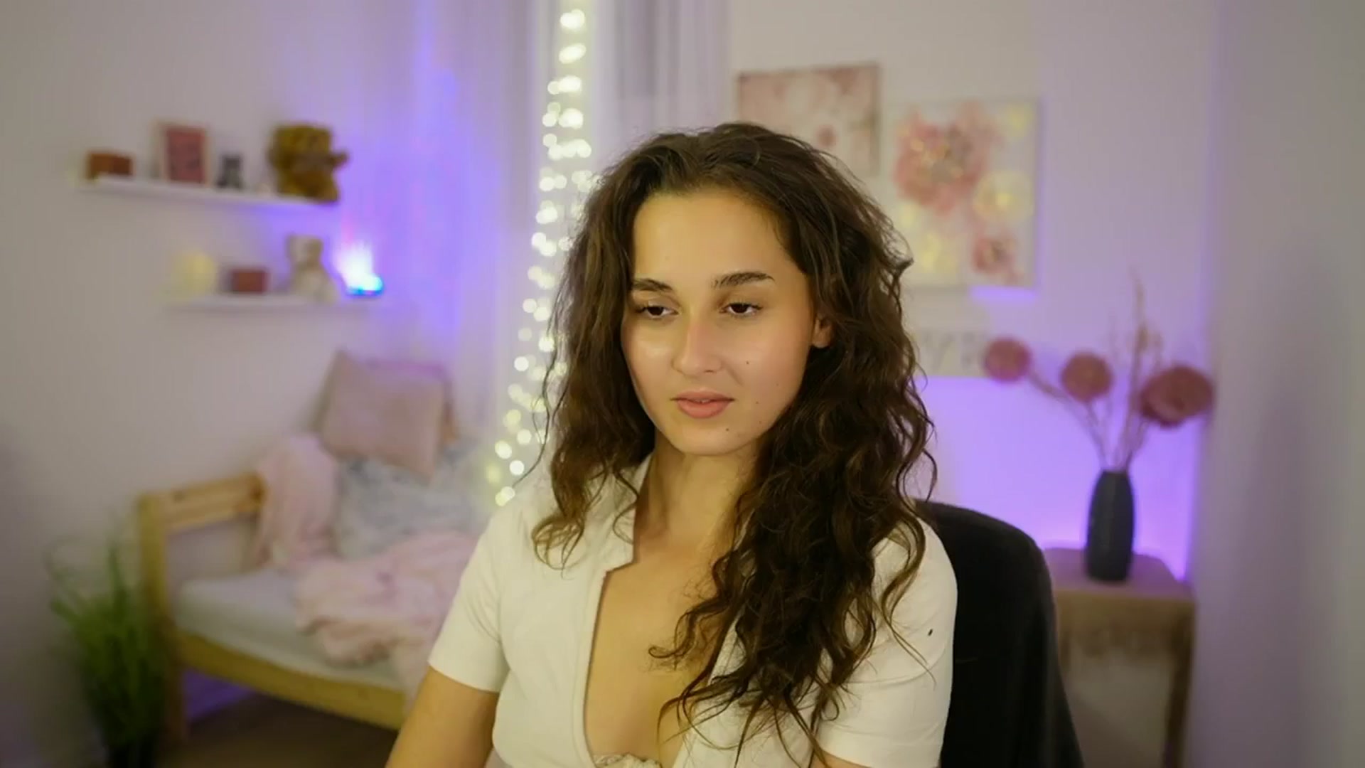 Gallery image thumbnail from Anita_Grey_'s myfreecams stream on, 09/11/2025, 21:21 image 8 of 20
