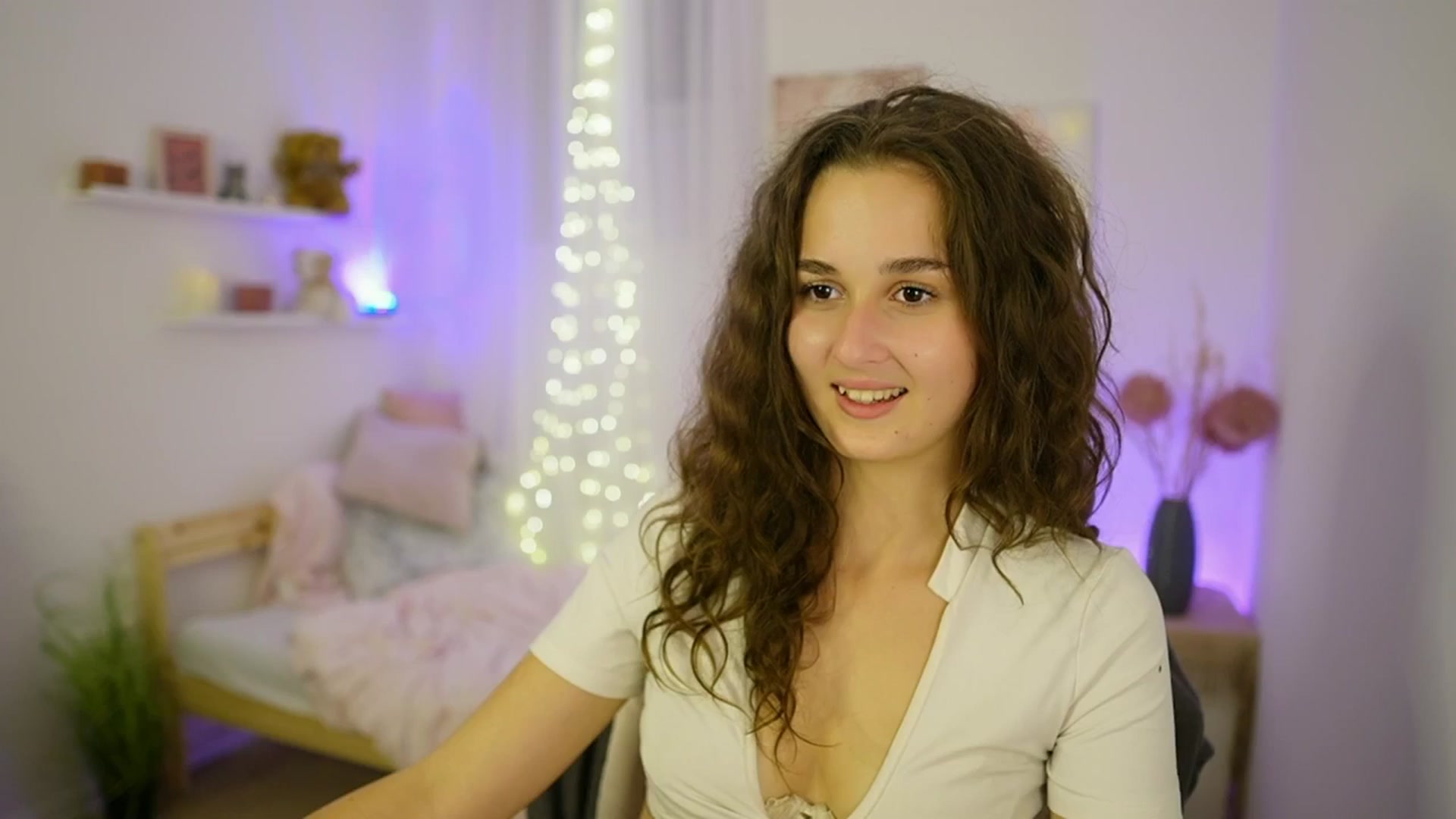 Gallery image thumbnail from Anita_Grey_'s myfreecams stream on, 09/11/2025, 22:35 image 6 of 20