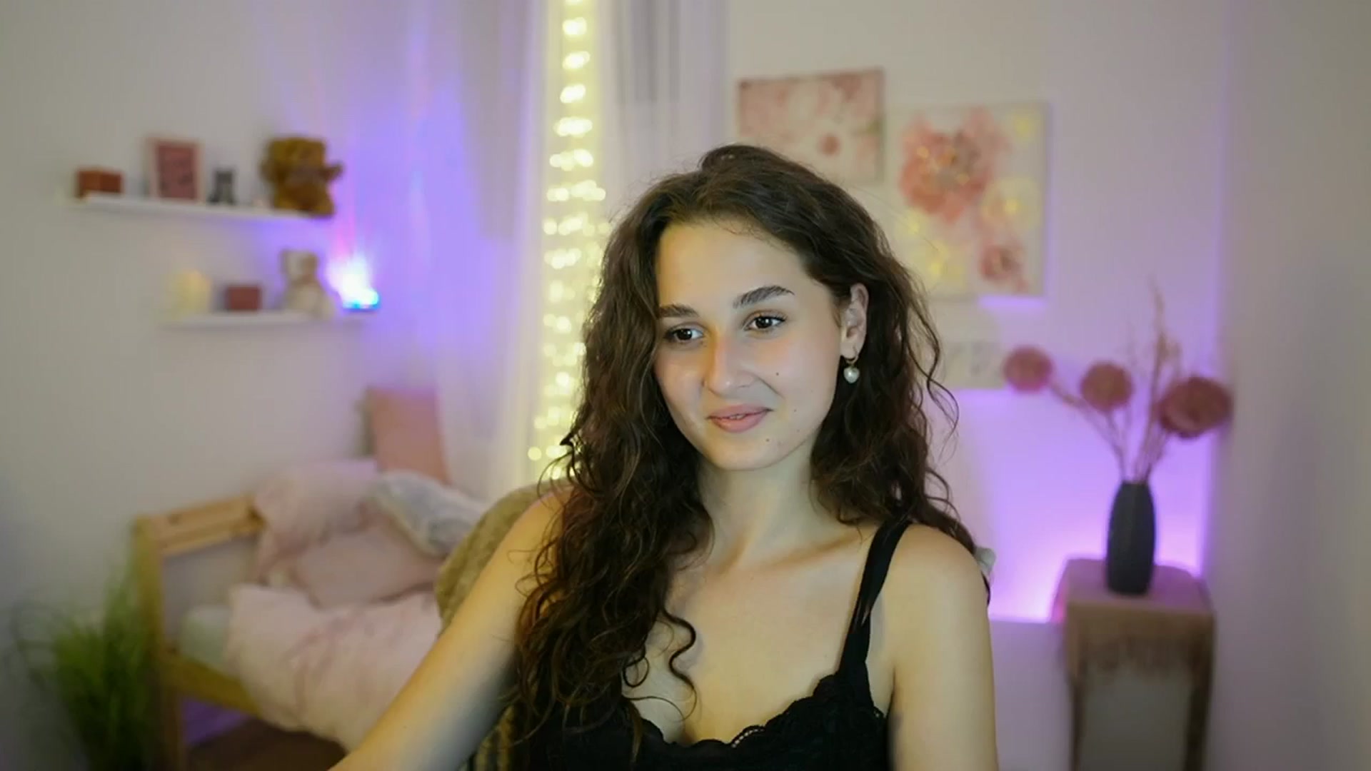 Gallery image thumbnail from Anita_Grey_'s myfreecams stream on, 09/13/2025, 19:45 image 8 of 20
