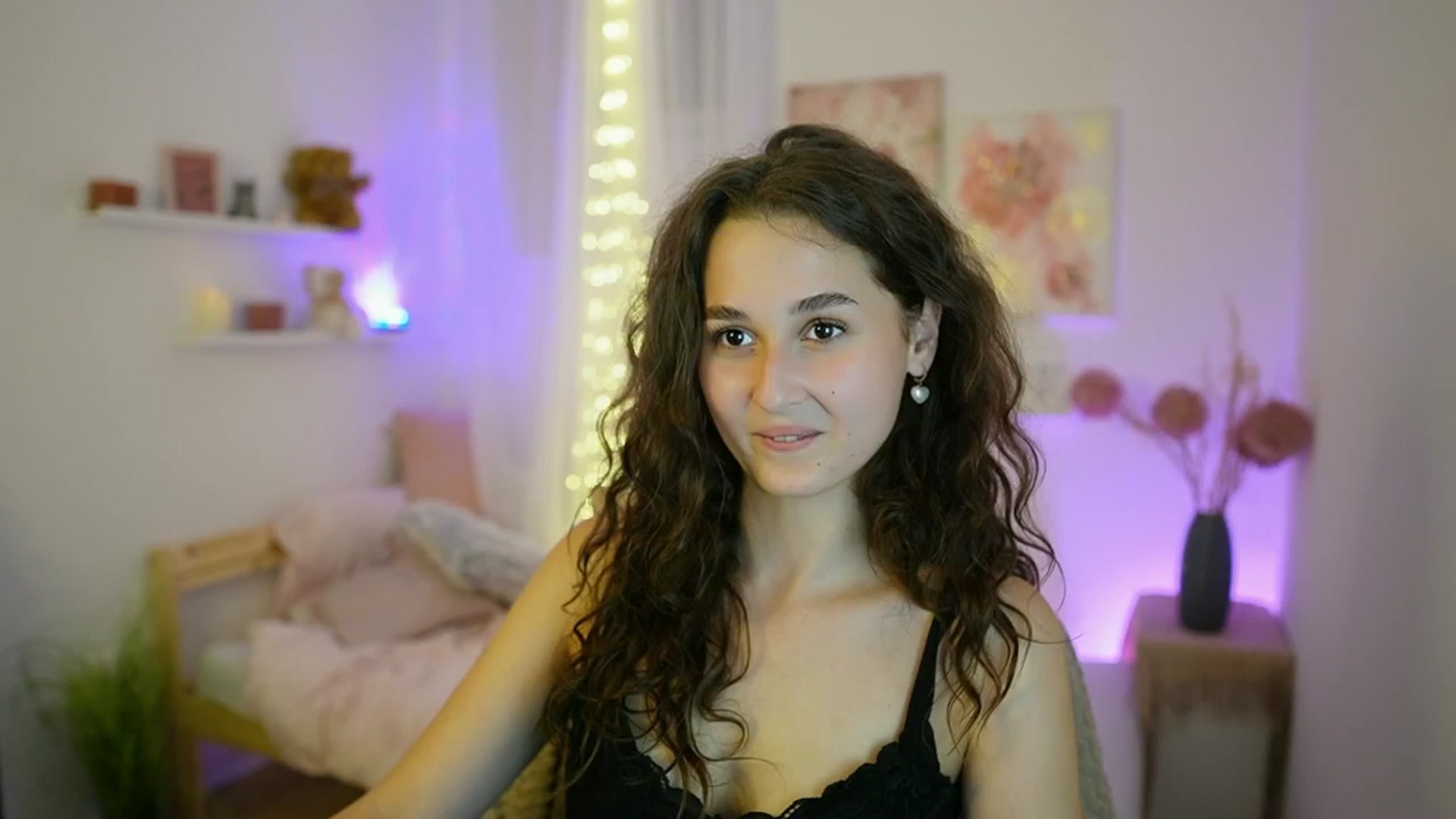 Gallery image thumbnail from Anita_Grey_'s myfreecams stream on, 09/13/2025, 19:45 image 15 of 20