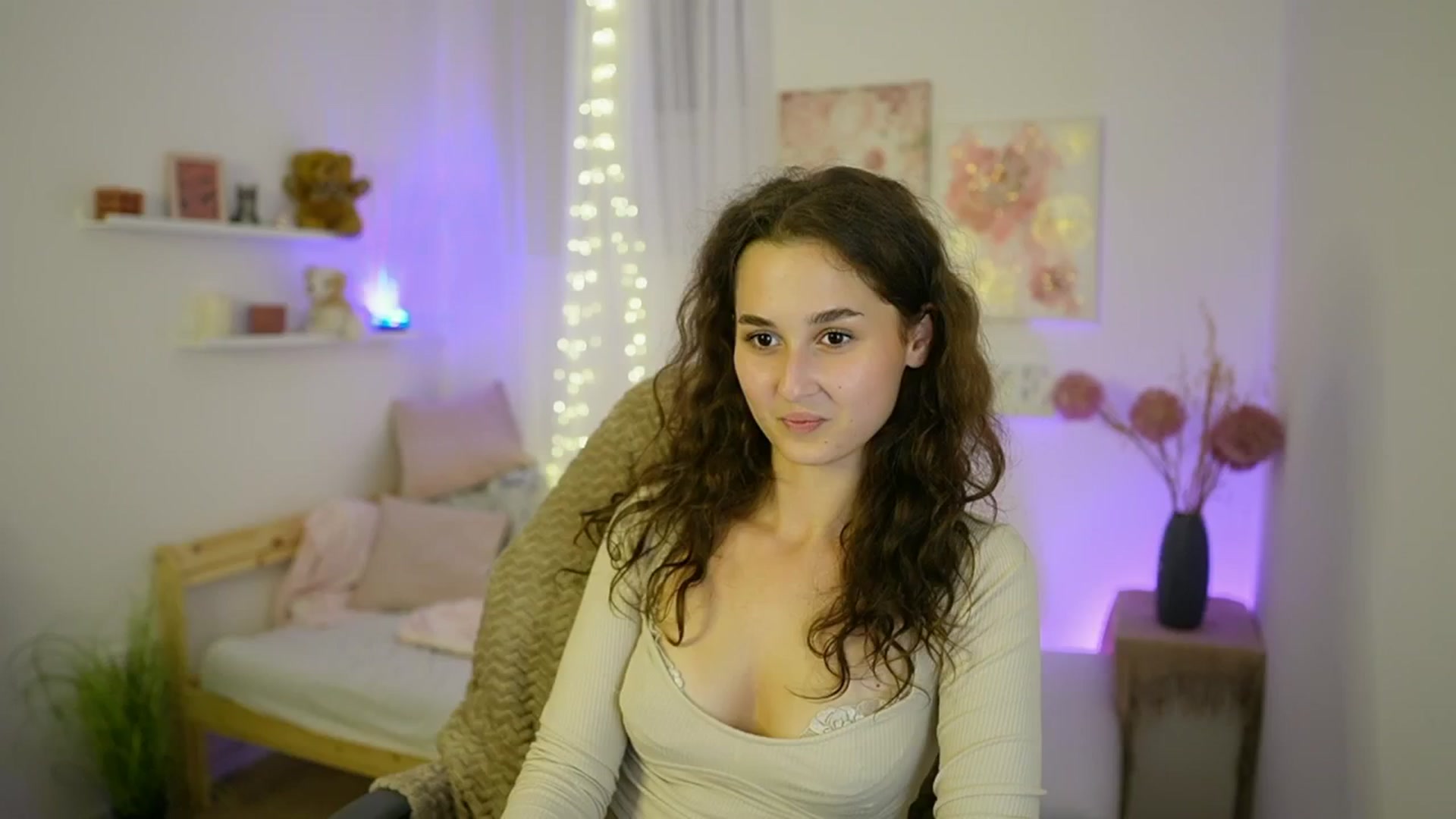 Gallery image thumbnail from Anita_Grey_'s myfreecams stream on, 09/14/2025, 23:44 image 18 of 20