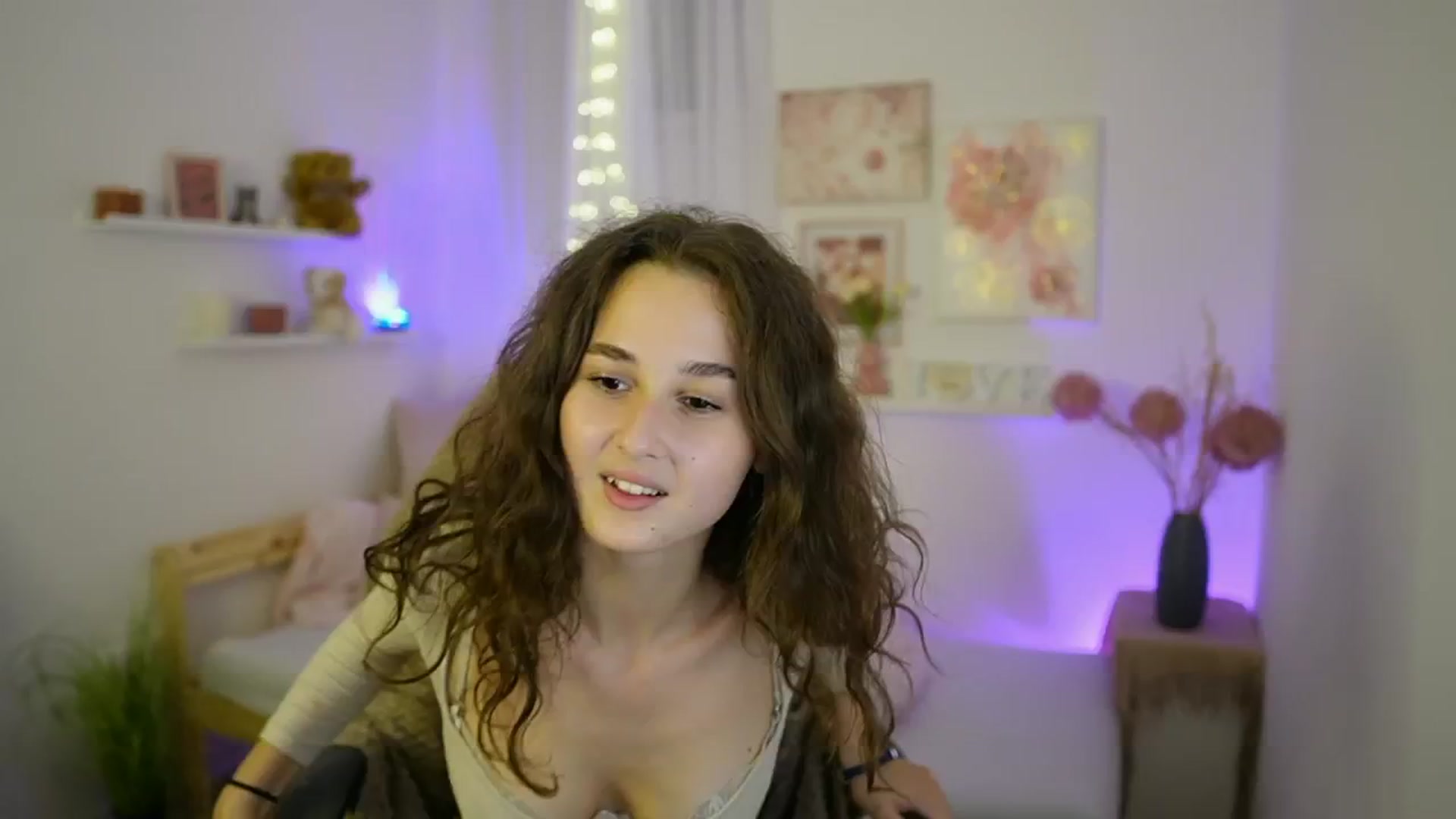 Gallery image thumbnail from Anita_Grey_'s myfreecams stream on, 09/14/2025, 23:44 image 19 of 20