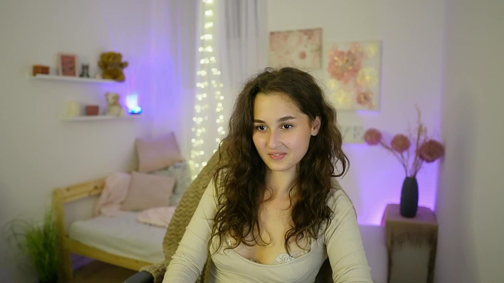 Gallery image thumbnail from Anita_Grey_'s myfreecams stream on, 09/14/2025, 23:44 image 13 of 20