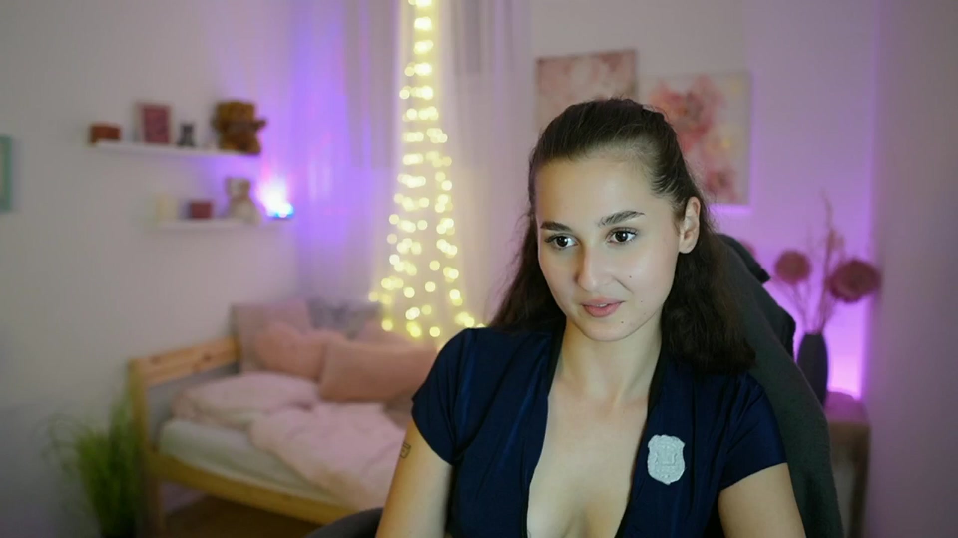 Gallery image thumbnail from Anita_Grey_'s myfreecams stream on, 09/15/2025, 20:02 image 18 of 20
