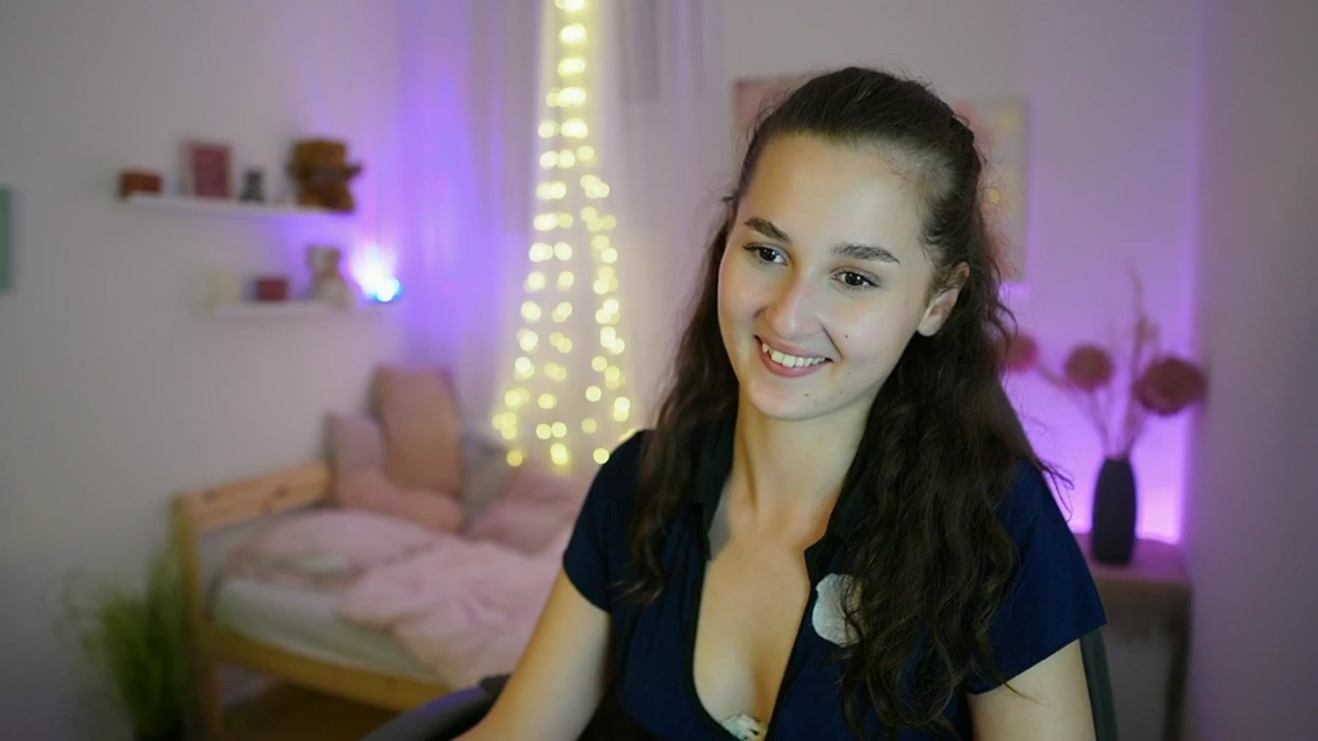 Gallery image thumbnail from Anita_Grey_'s myfreecams stream on, 09/15/2025, 21:54 image 11 of 20