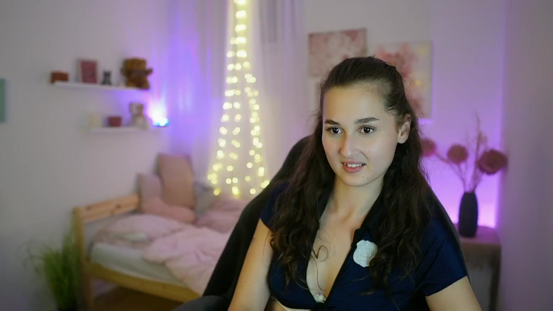 Gallery image thumbnail from Anita_Grey_'s myfreecams stream on, 09/15/2025, 21:54 image 4 of 20