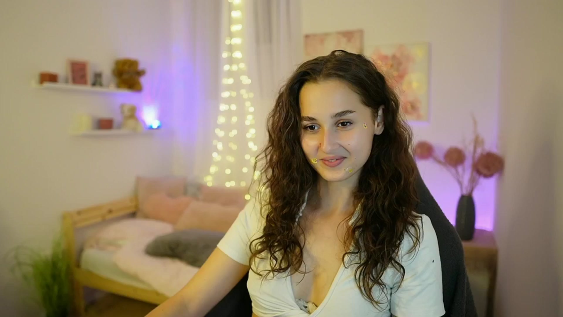 Gallery image thumbnail from Anita_Grey_'s myfreecams stream on, 09/16/2025, 19:41 image 3 of 20