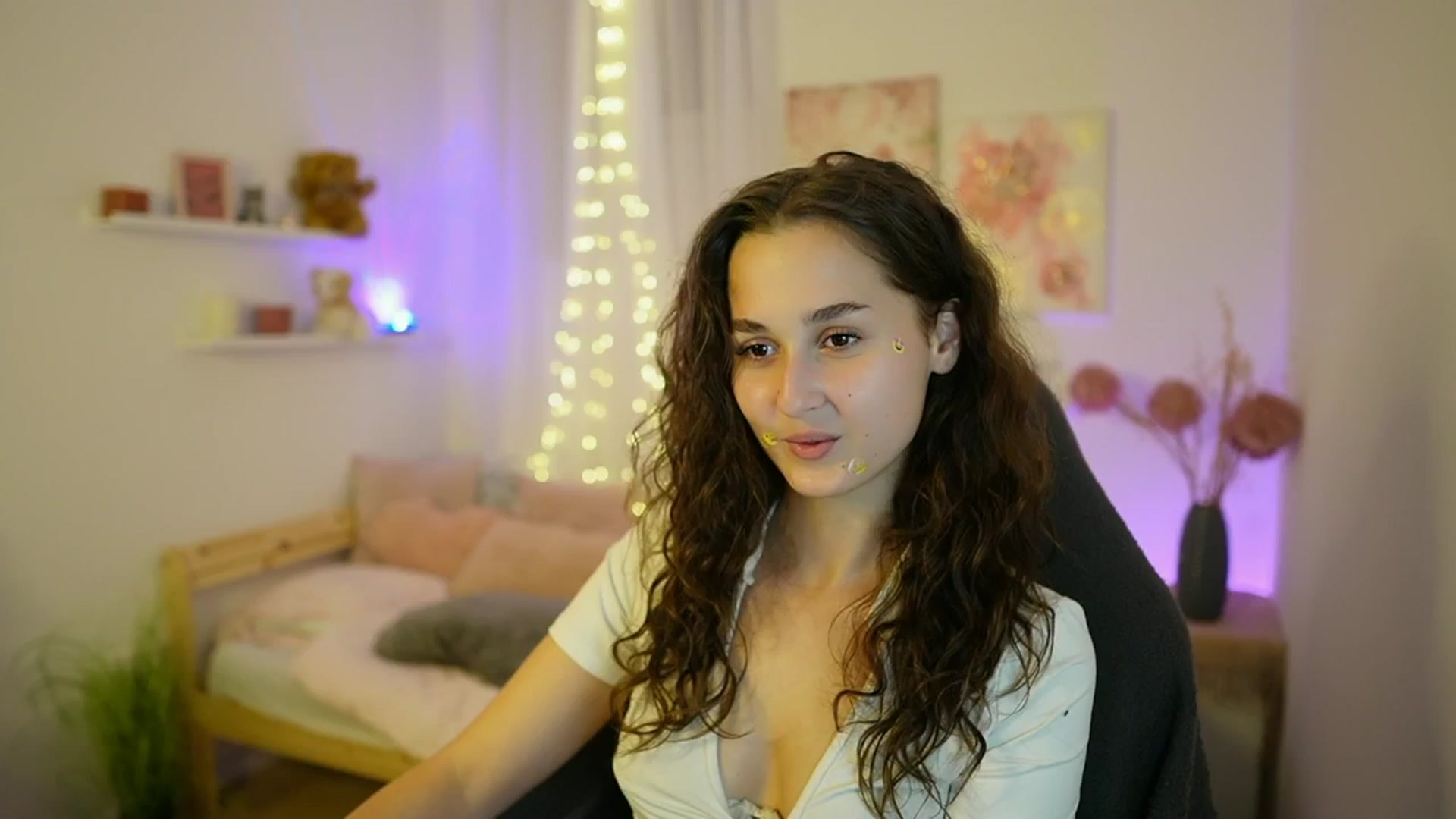 Gallery image thumbnail from Anita_Grey_'s myfreecams stream on, 09/16/2025, 19:41 image 1 of 20
