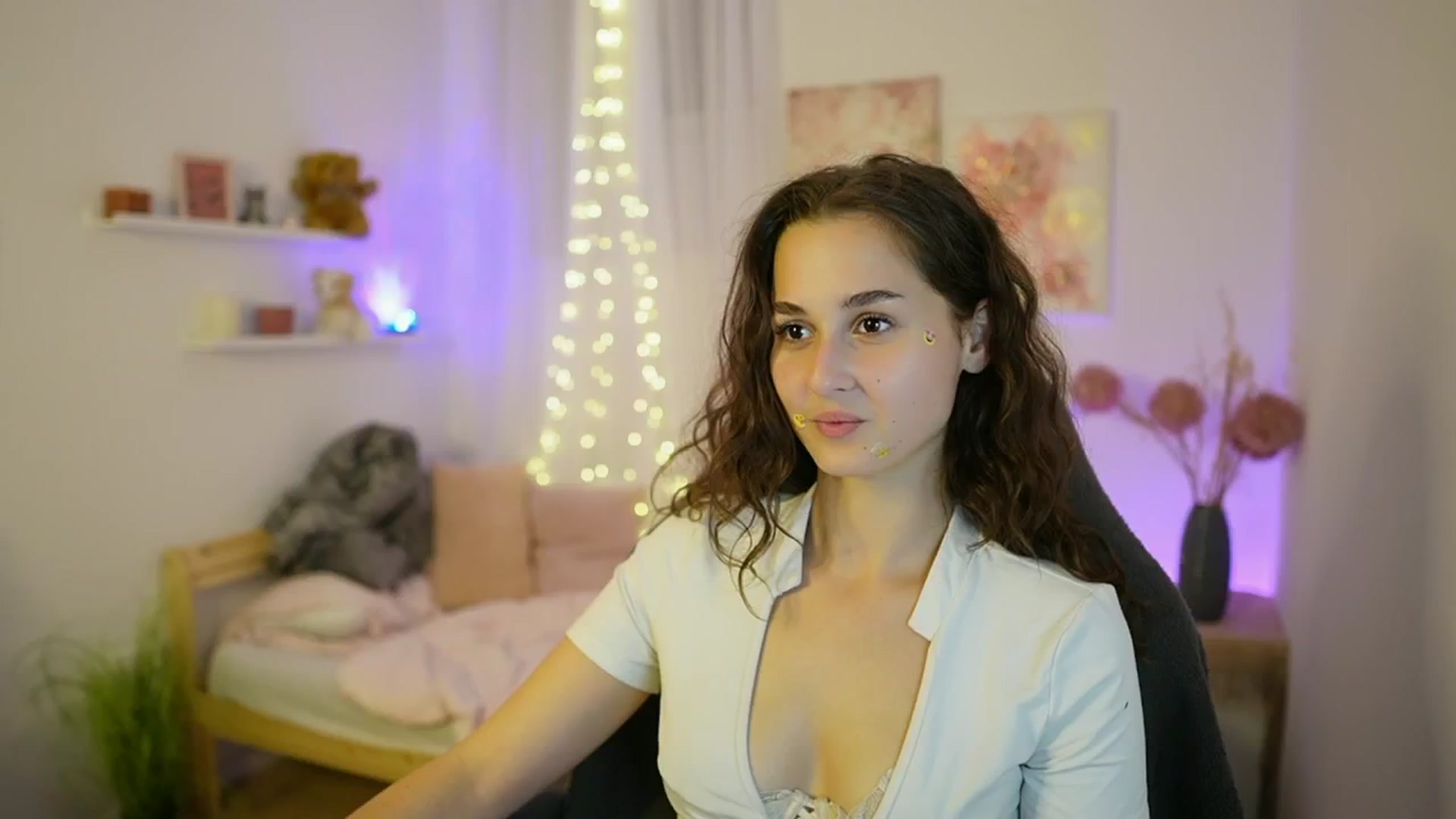 Gallery image thumbnail from Anita_Grey_'s myfreecams stream on, 09/16/2025, 20:24 image 1 of 20
