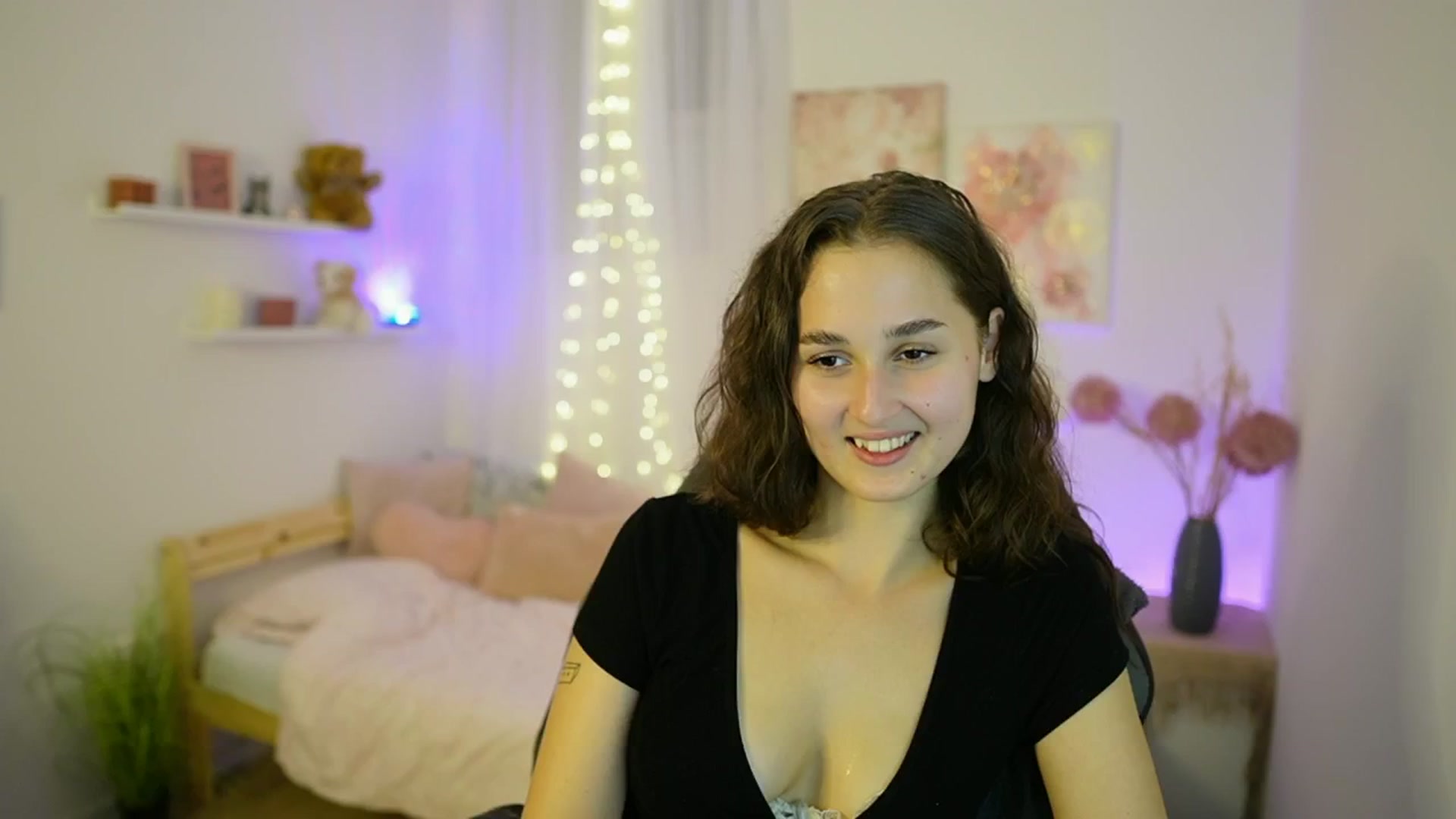 Gallery image thumbnail from Anita_Grey_'s myfreecams stream on, 09/19/2025, 19:16 image 8 of 20
