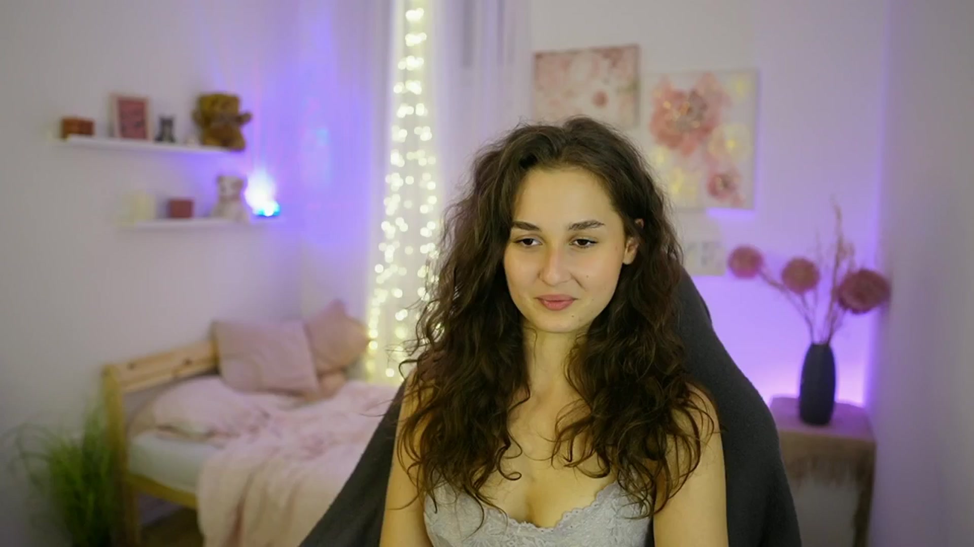 Gallery image thumbnail from Anita_Grey_'s myfreecams stream on, 09/21/2025, 22:51 image 6 of 20