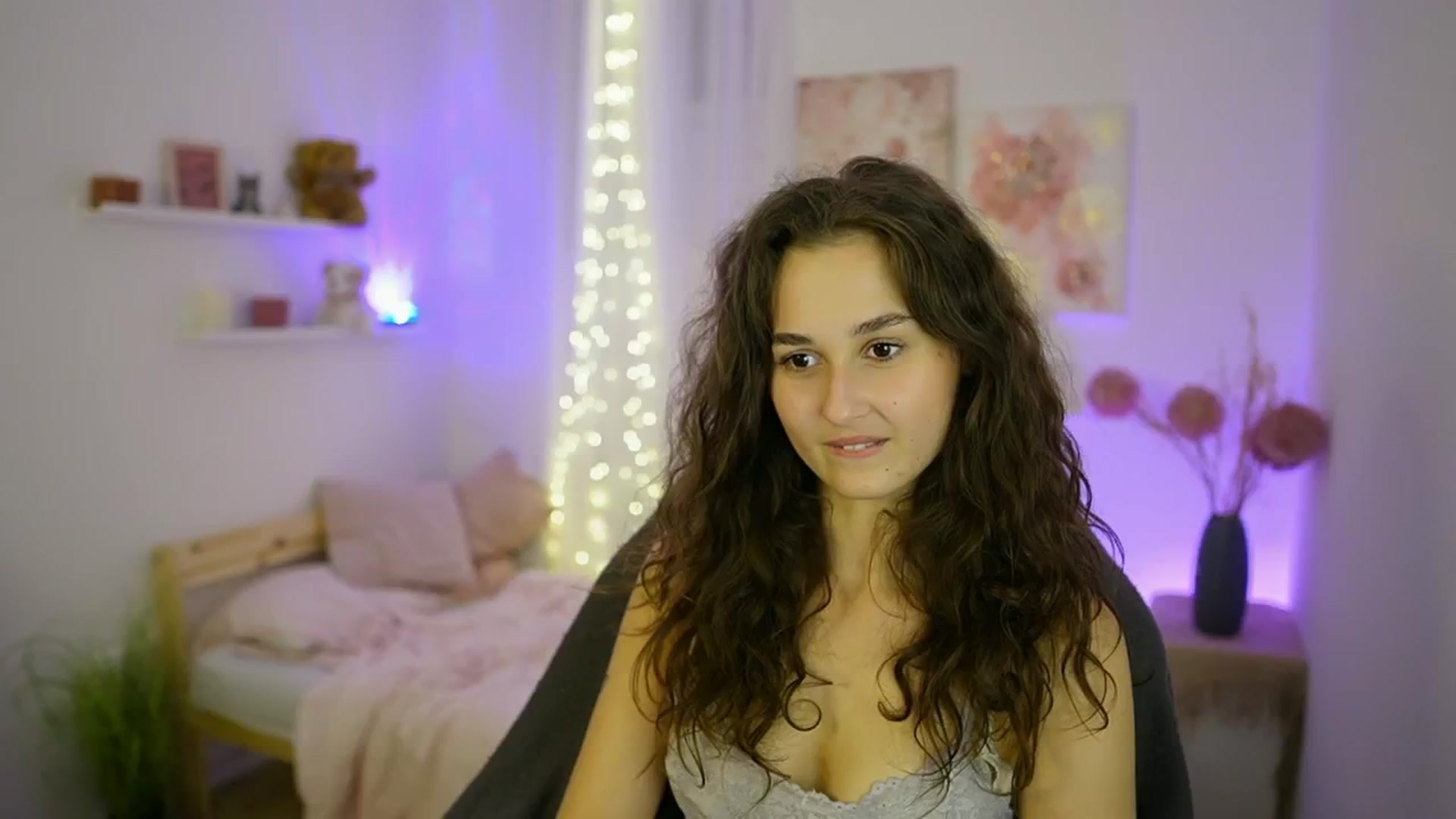 Gallery image thumbnail from Anita_Grey_'s myfreecams stream on, 09/21/2025, 22:51 image 8 of 20