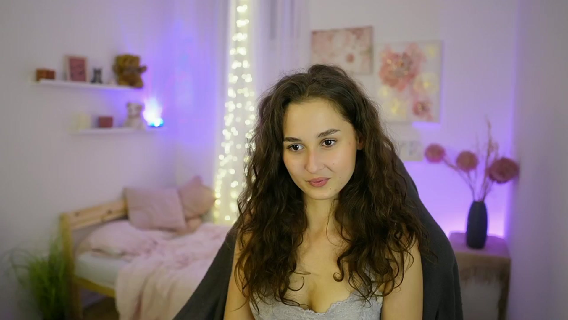 Gallery image thumbnail from Anita_Grey_'s myfreecams stream on, 09/21/2025, 22:51 image 11 of 20
