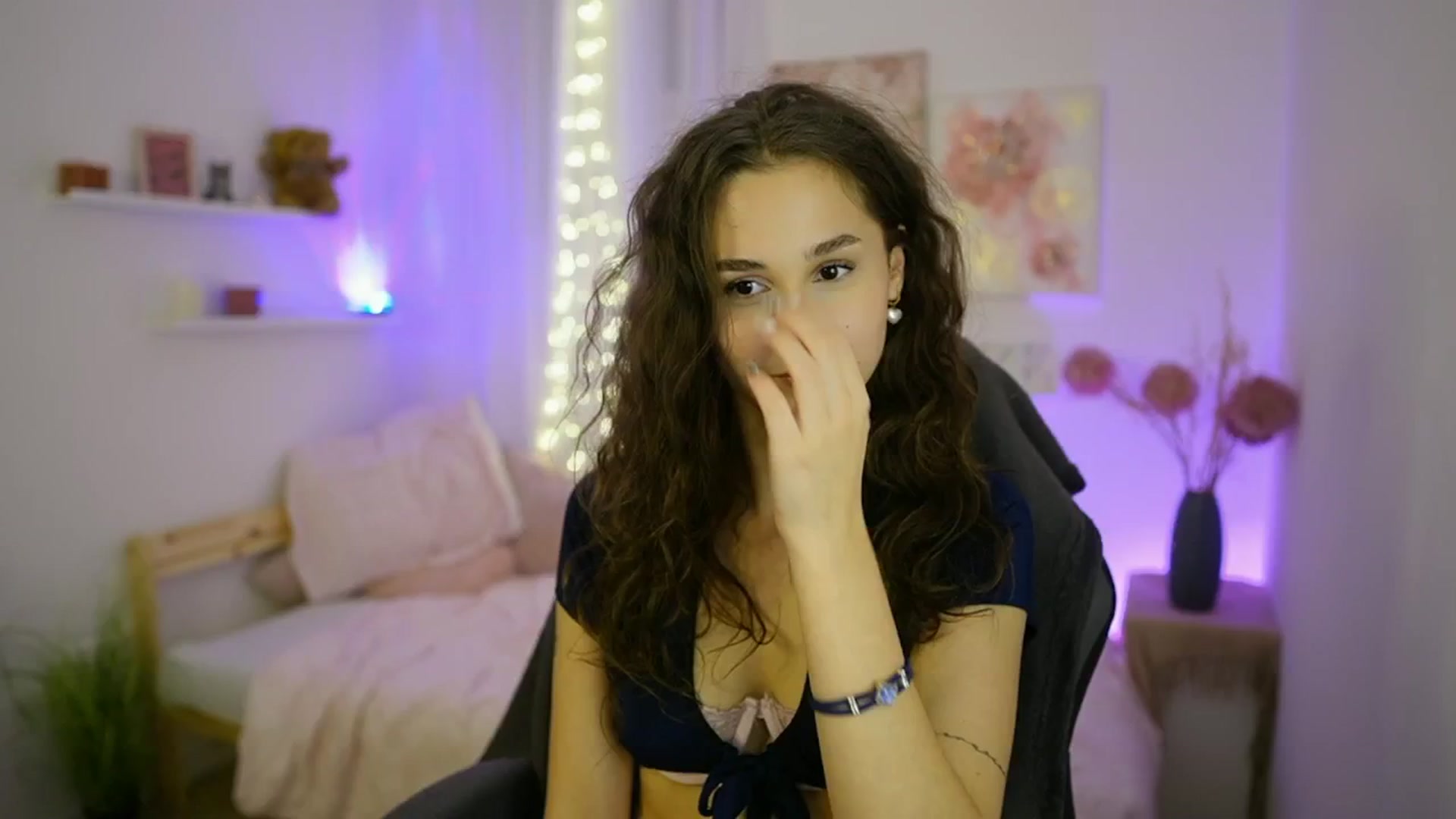 Gallery image thumbnail from Anita_Grey_'s myfreecams stream on, 09/22/2025, 22:46 image 10 of 20