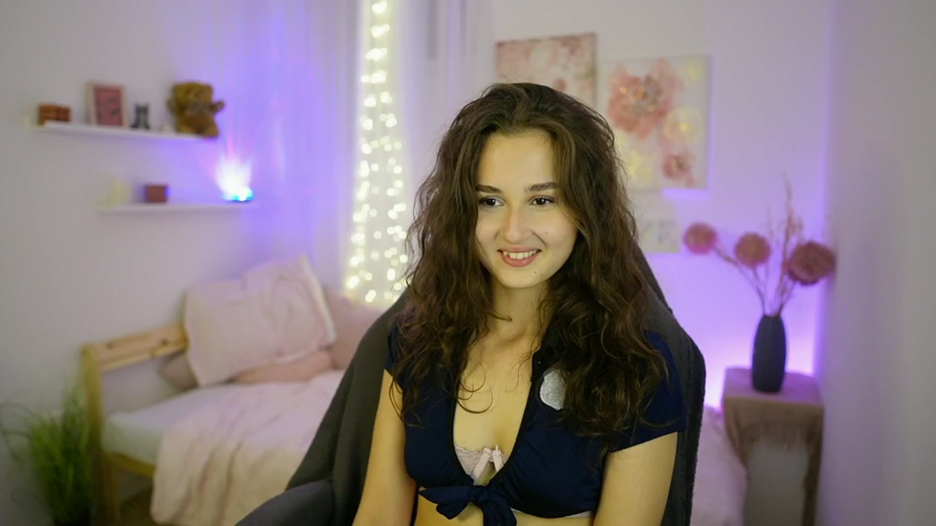 Gallery image thumbnail from Anita_Grey_'s myfreecams stream on, 09/22/2025, 22:46 image 6 of 20