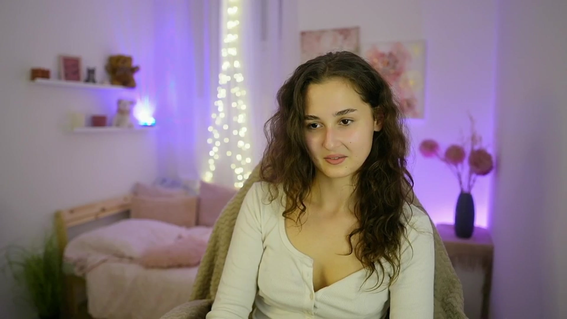 Gallery image thumbnail from Anita_Grey_'s myfreecams stream on, 09/25/2025, 19:04 image 18 of 20